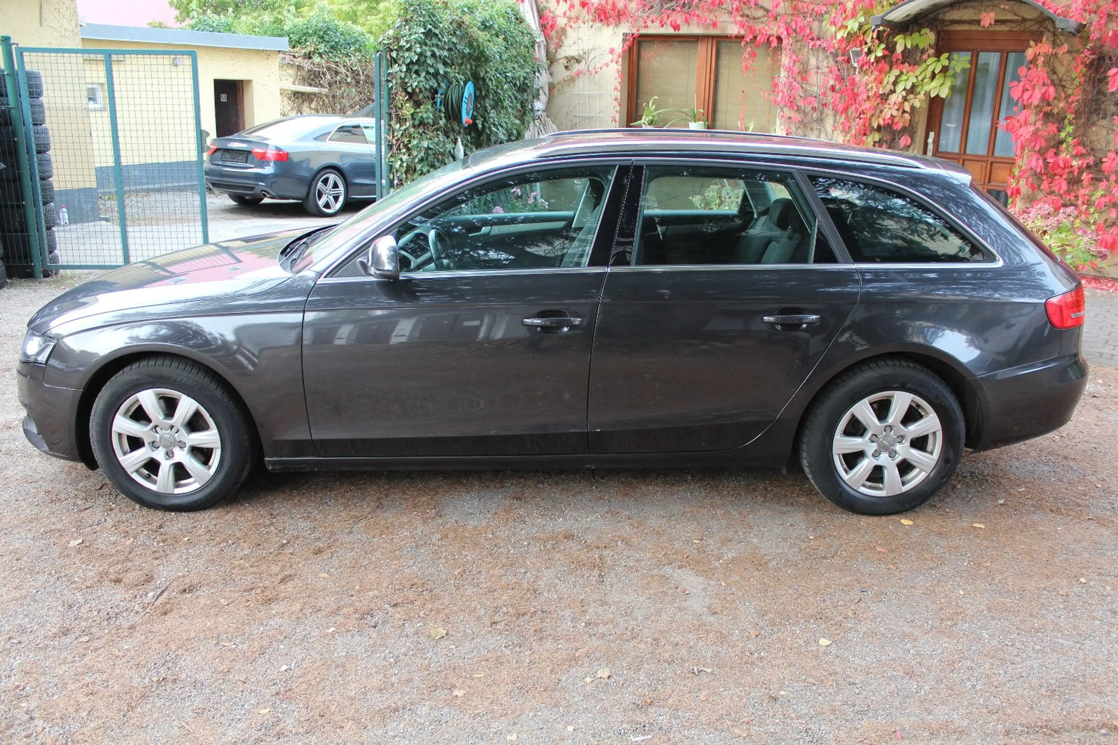 Audi A4 Avant Ambiente*TÜV NEU*Automatik — photo 2