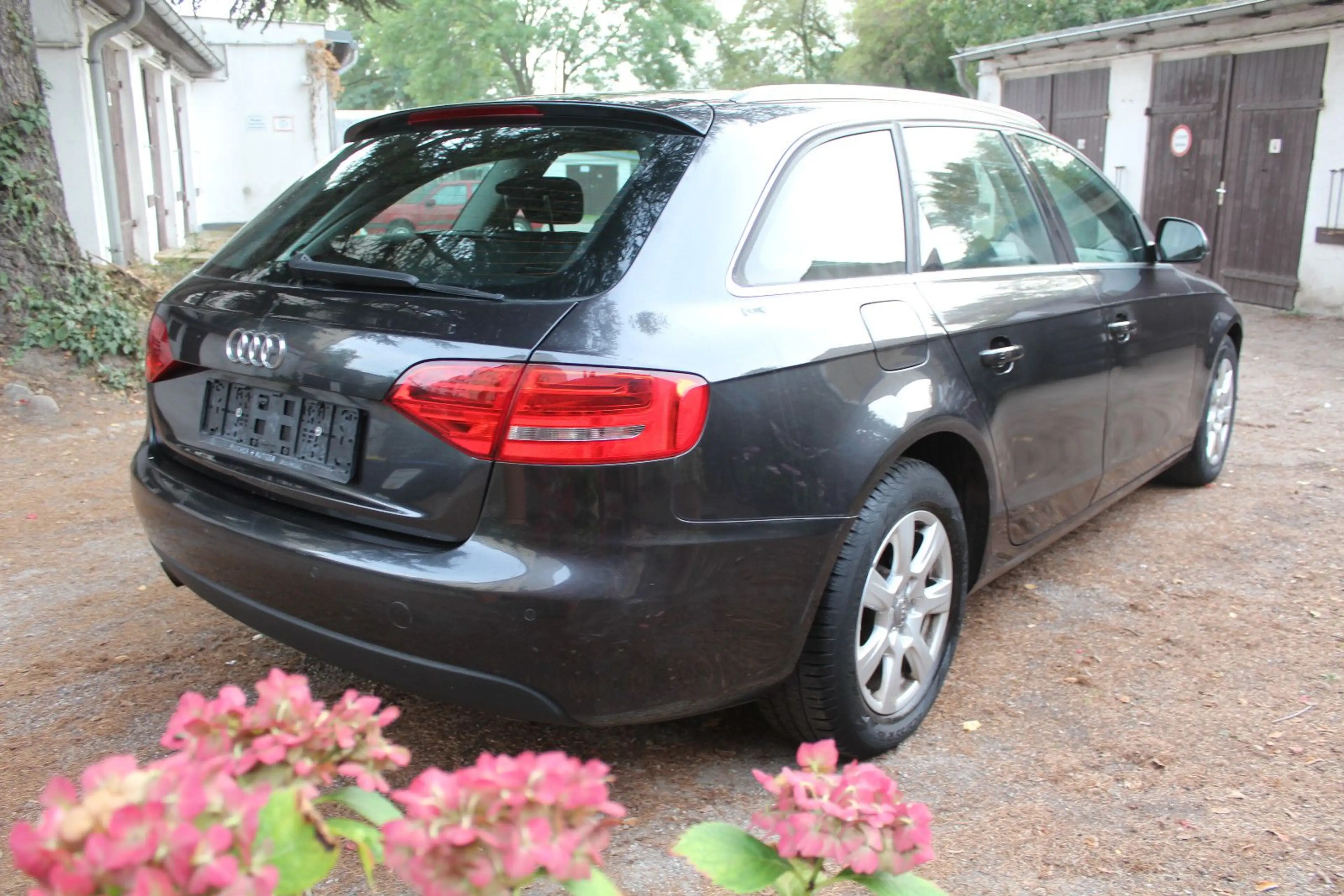 Audi A4 Avant Ambiente*TÜV NEU*Automatik — photo 5