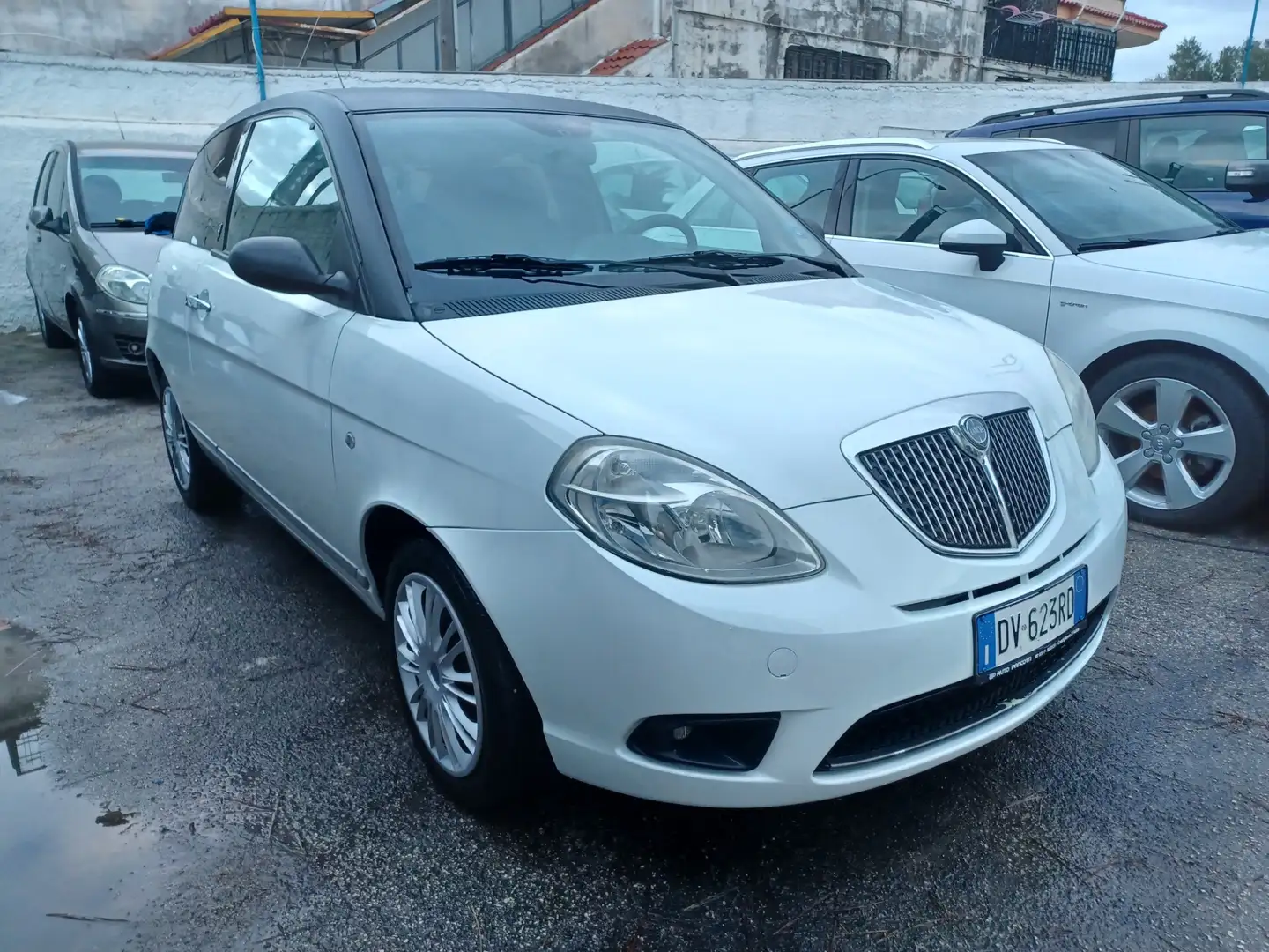 Lancia Ypsilon Ypsilon 1.3 MJT 75 CV Argento Wit - 2
