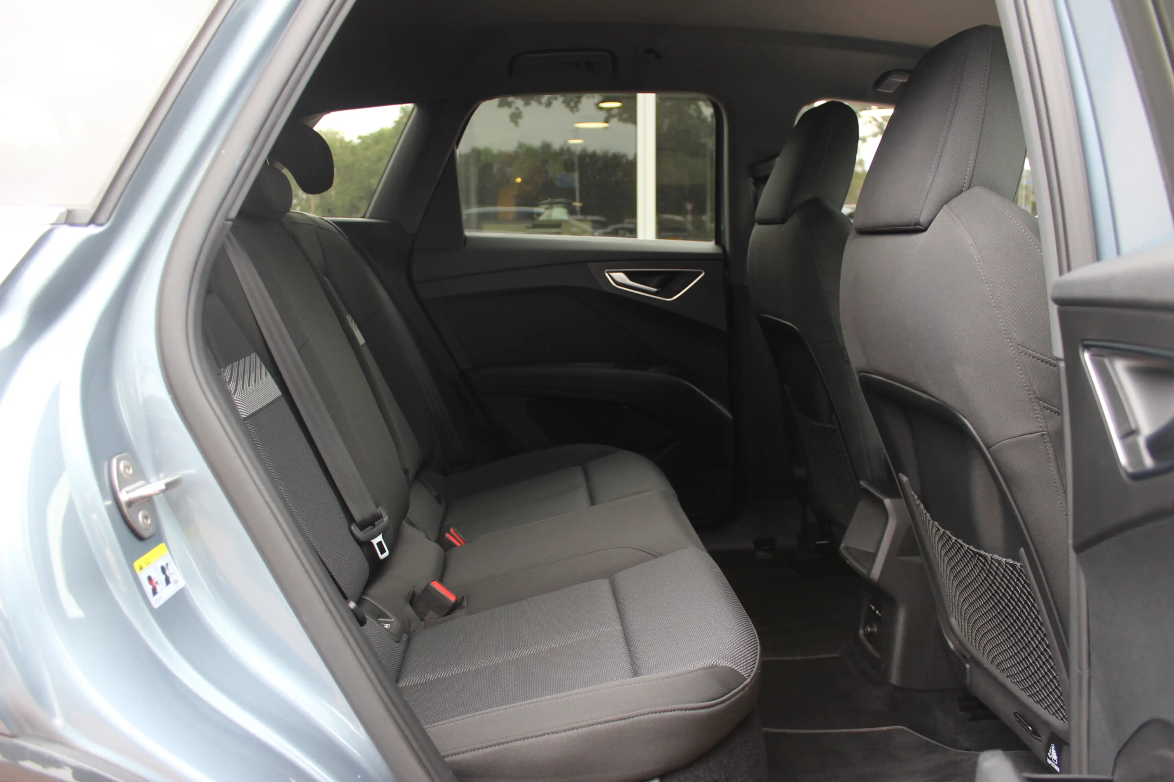 Audi Q4 e-tron 40 Advanced edition 77 kWh / SoH 92,1% / Trekhaak — photo 13