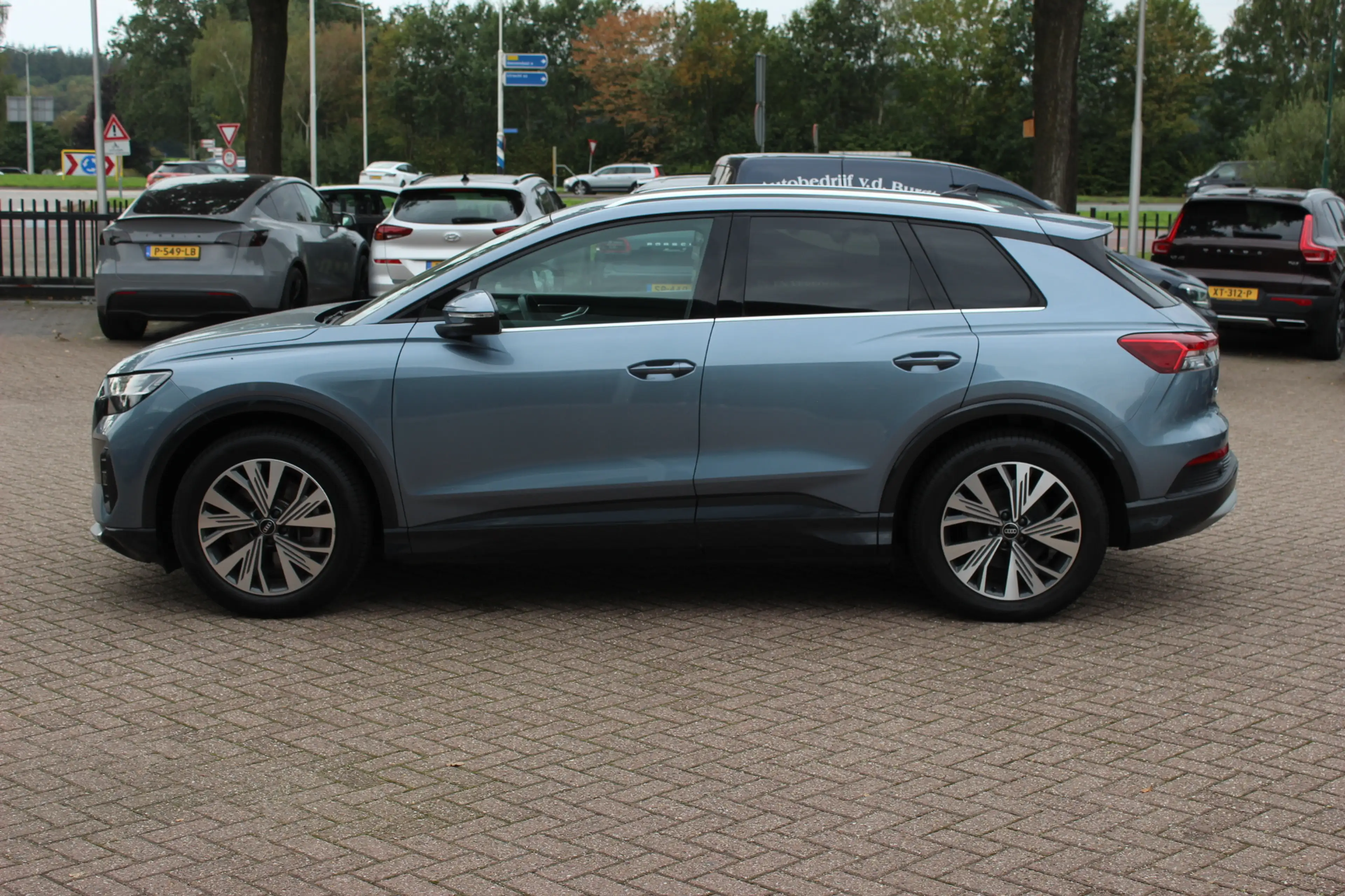 Audi Q4 e-tron 40 Advanced edition 77 kWh / SoH 92,1% / Trekhaak — photo 8