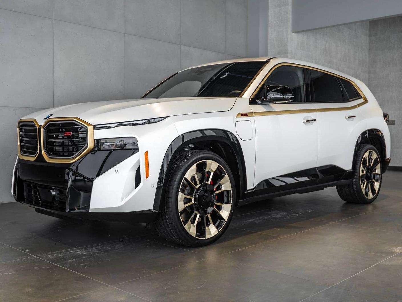 2026 BMW XM