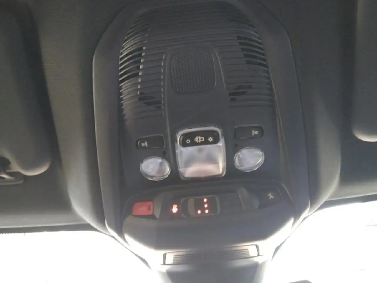 Peugeot 3008 3008 — photo 38