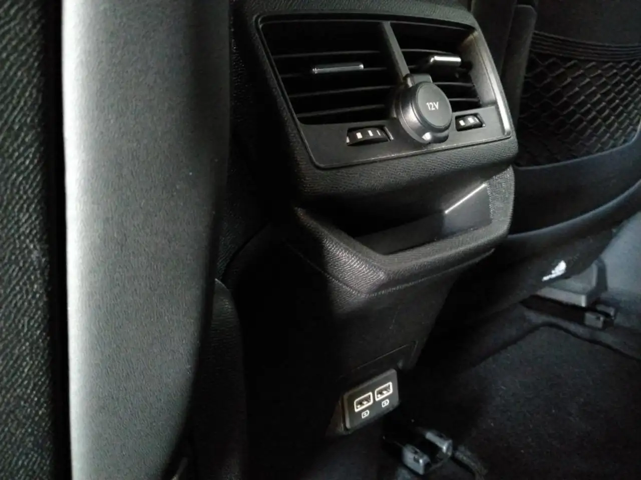 Peugeot 3008 3008 — photo 41