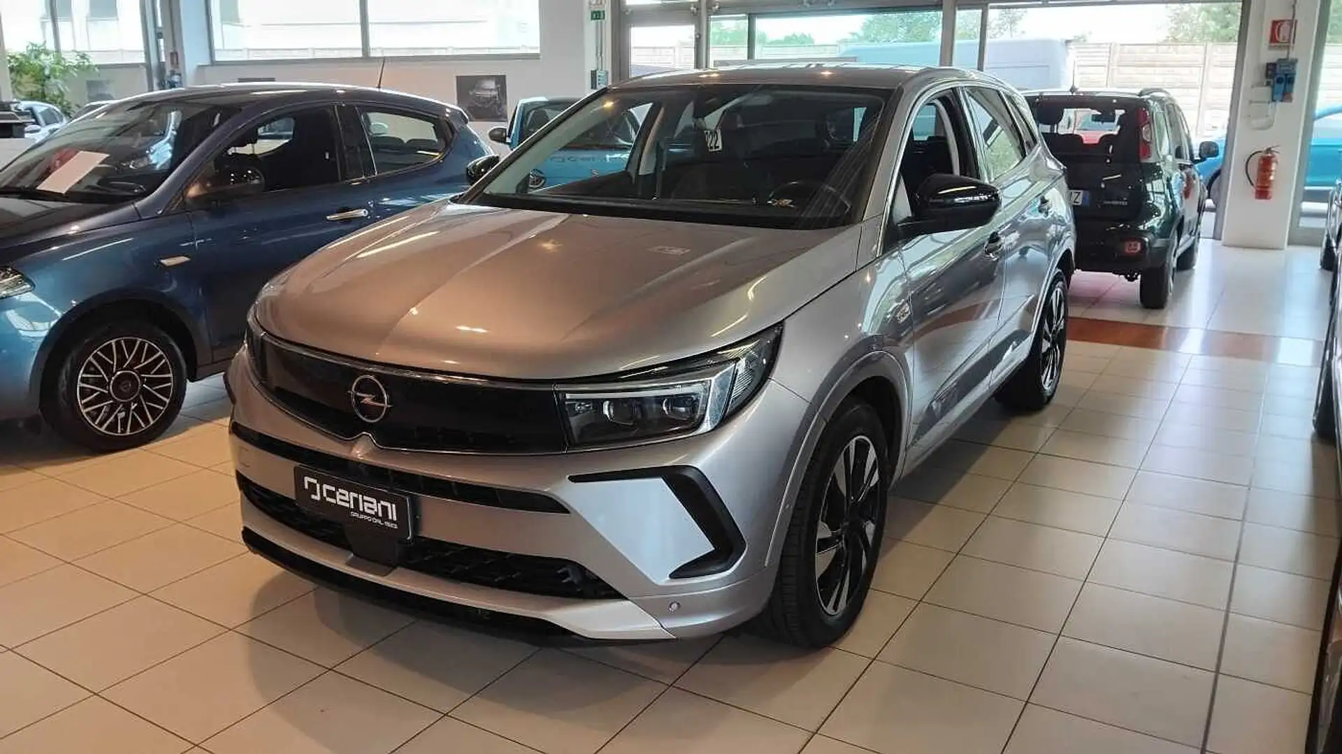 Opel Grandland 1.2 Turbo 12V 130 CV Business Elegance Grigio - 1