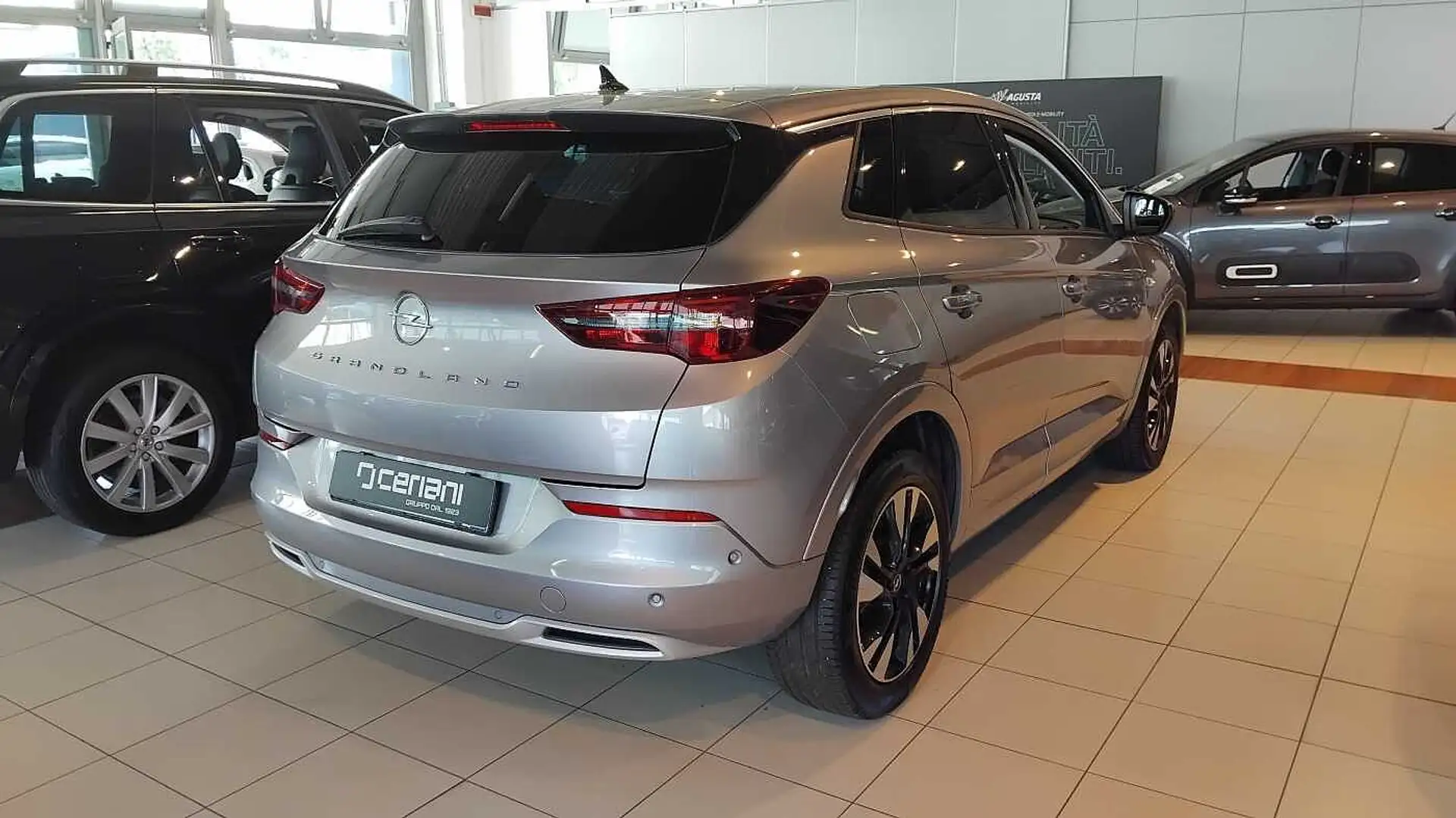 Opel Grandland 1.2 Turbo 12V 130 CV Business Elegance Grigio - 2
