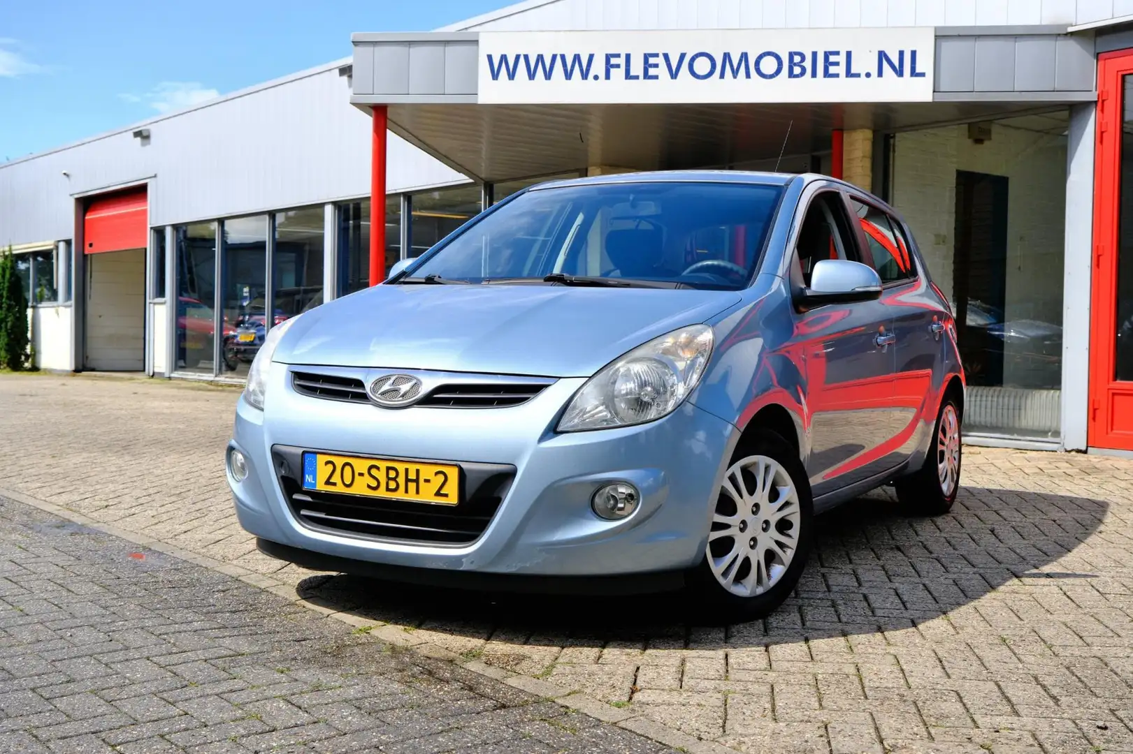 Hyundai i20 1.2i i-Motion 5-drs Airco Blauw - 1