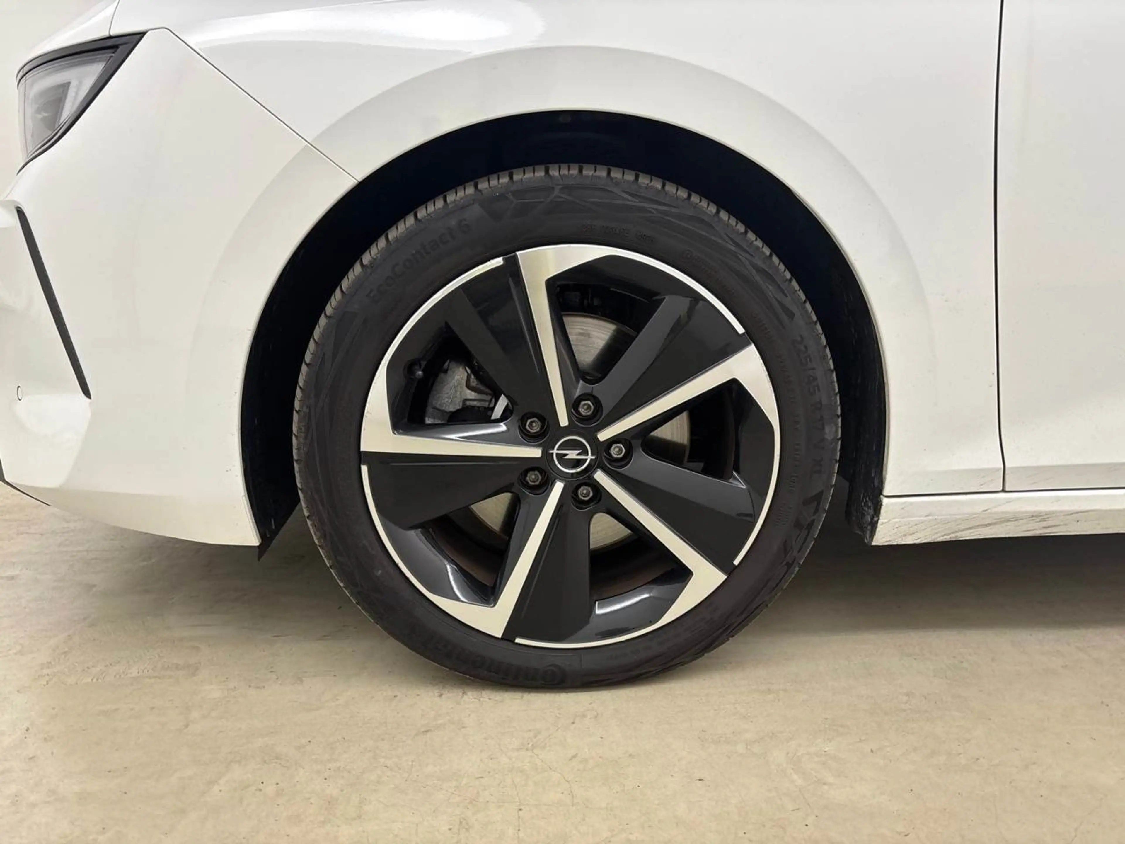 Opel Astra L 1.5 D Business Elegance — photo 13