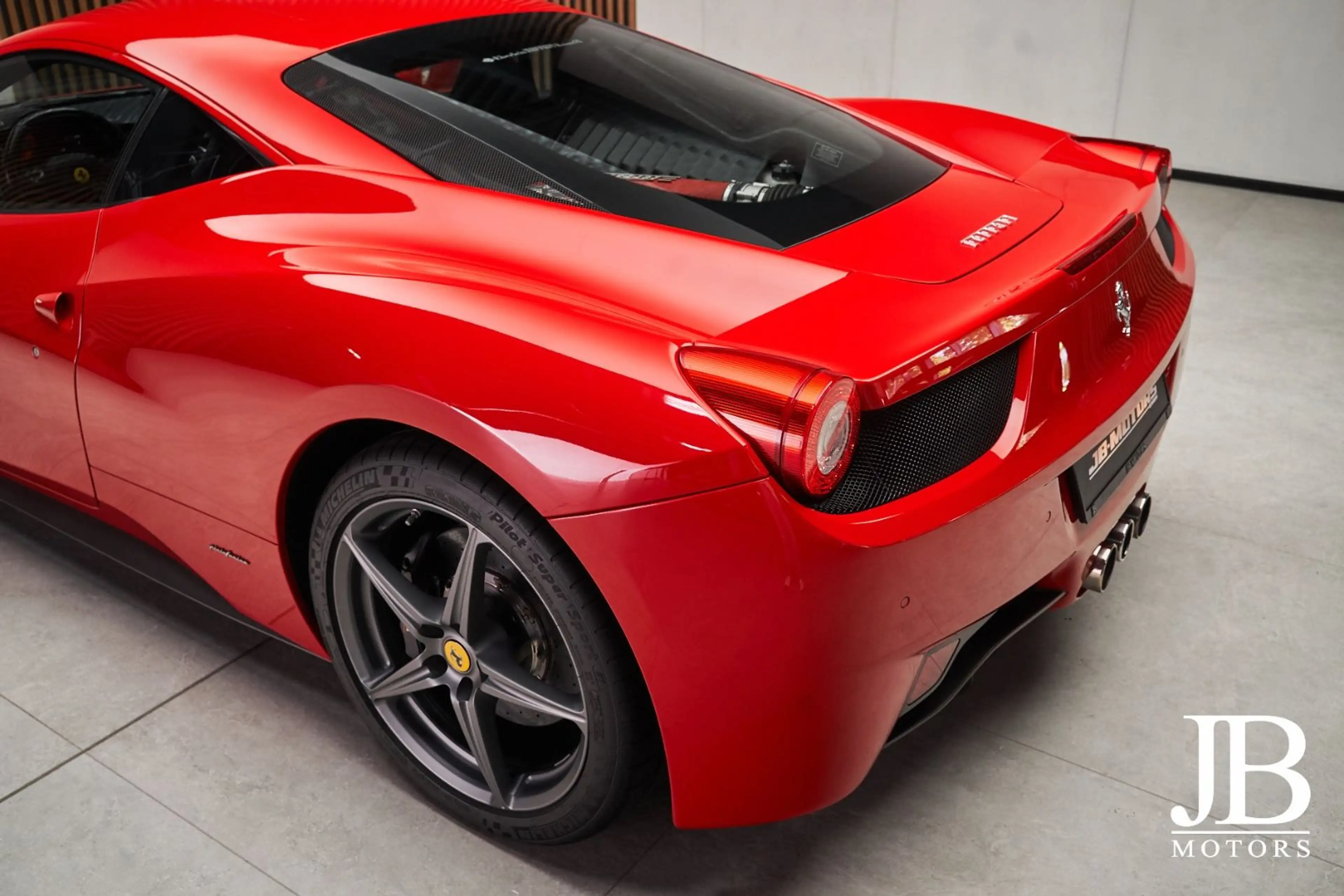 Ferrari 458 Italia Racing Seats Carbon LED Lenkrad — photo 15