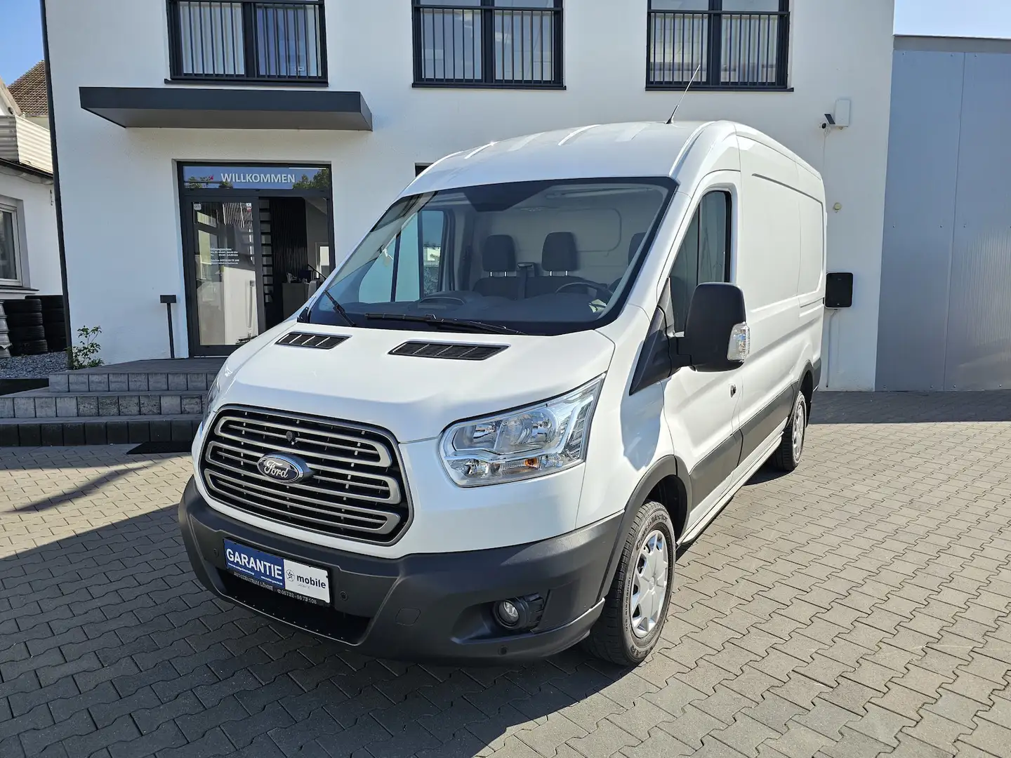 Ford Transit 2.0 TDCI L2H2 KLIMA AUS 1.HAND Blanc - 1