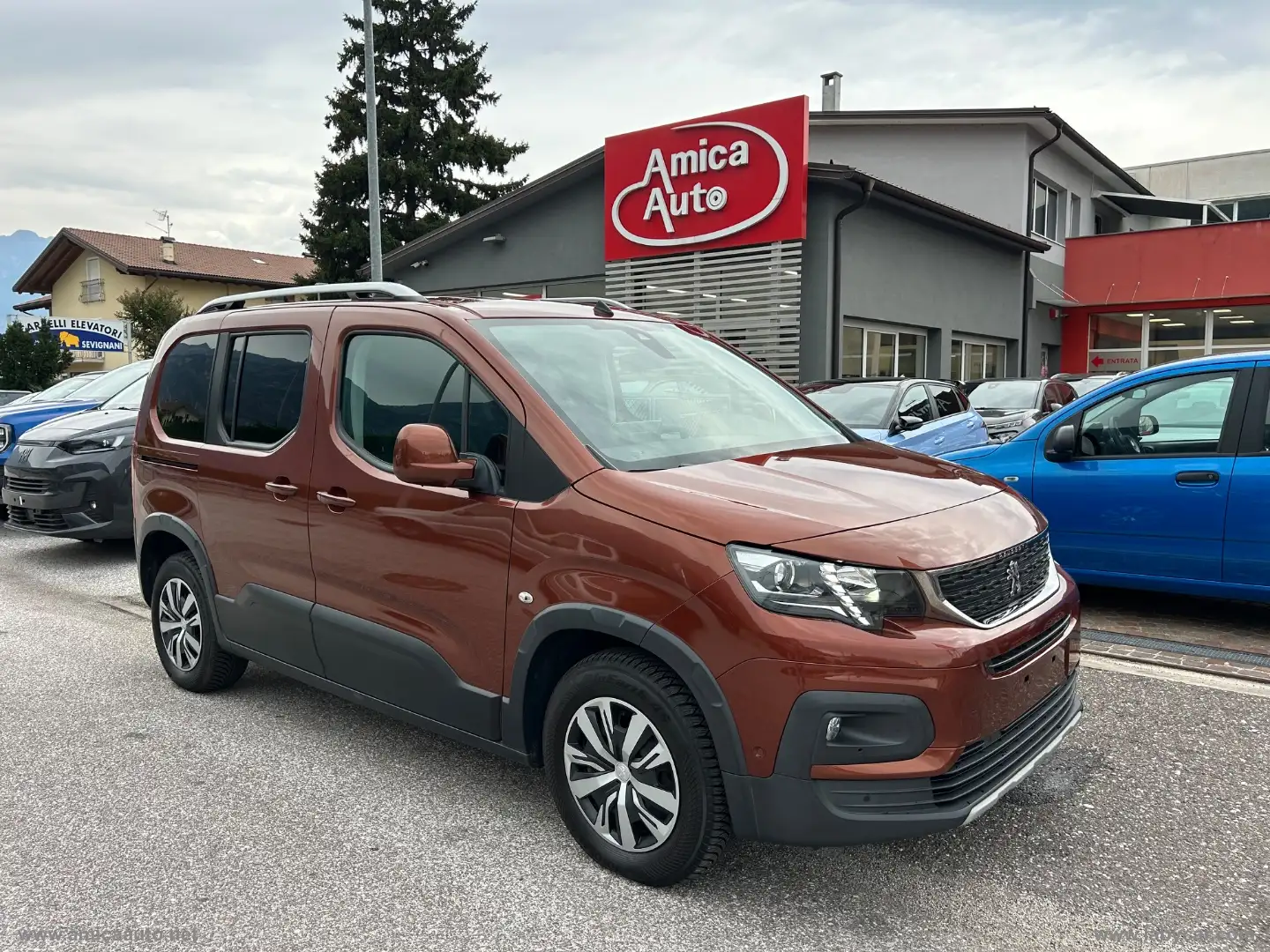 Peugeot Rifter BlueHDi 100 Allure Bronzo - 2