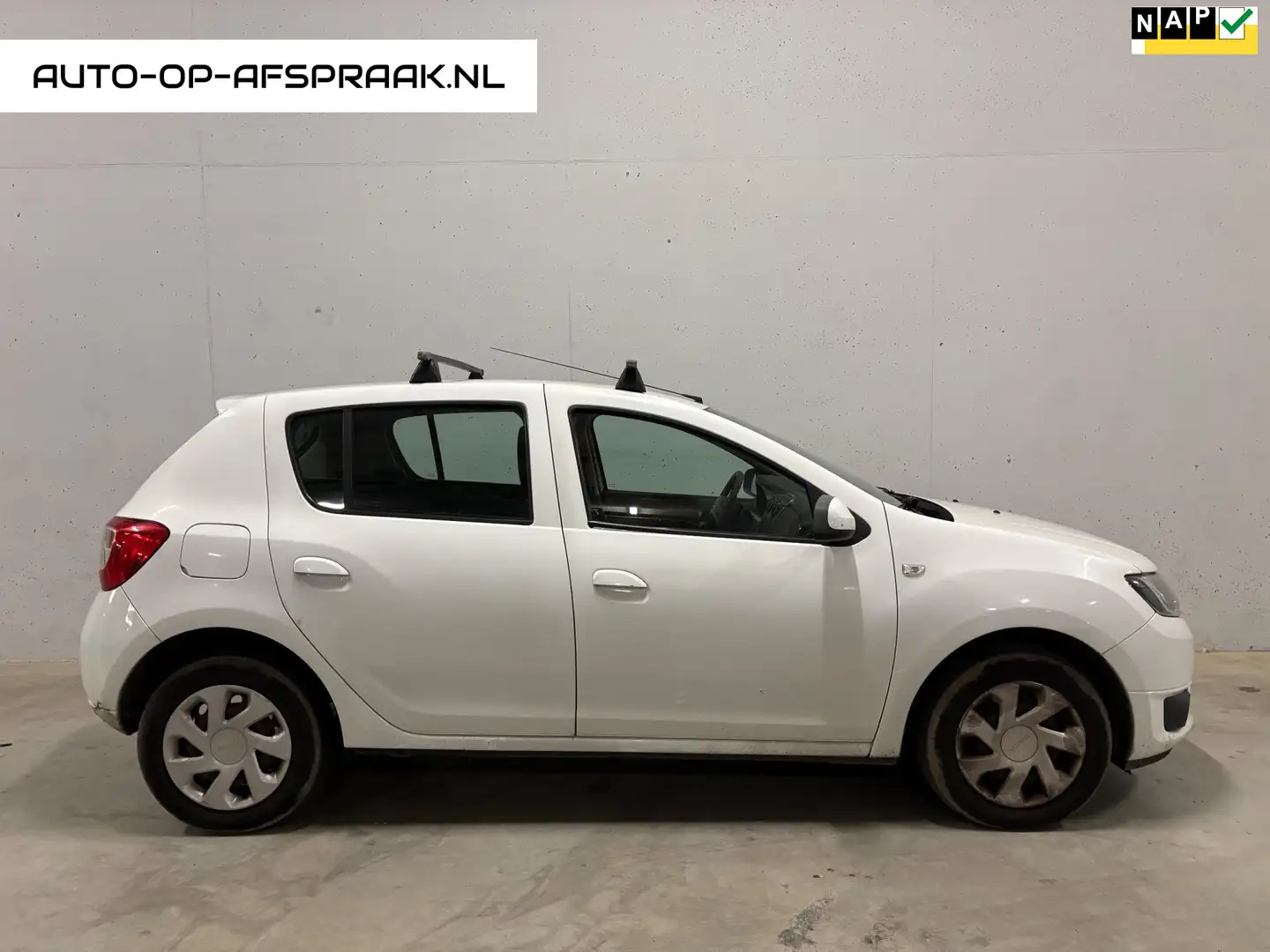 Dacia Sandero 0.9 TCe Lauréate 5drs. Airco Trekhaak APK Blanc - 1