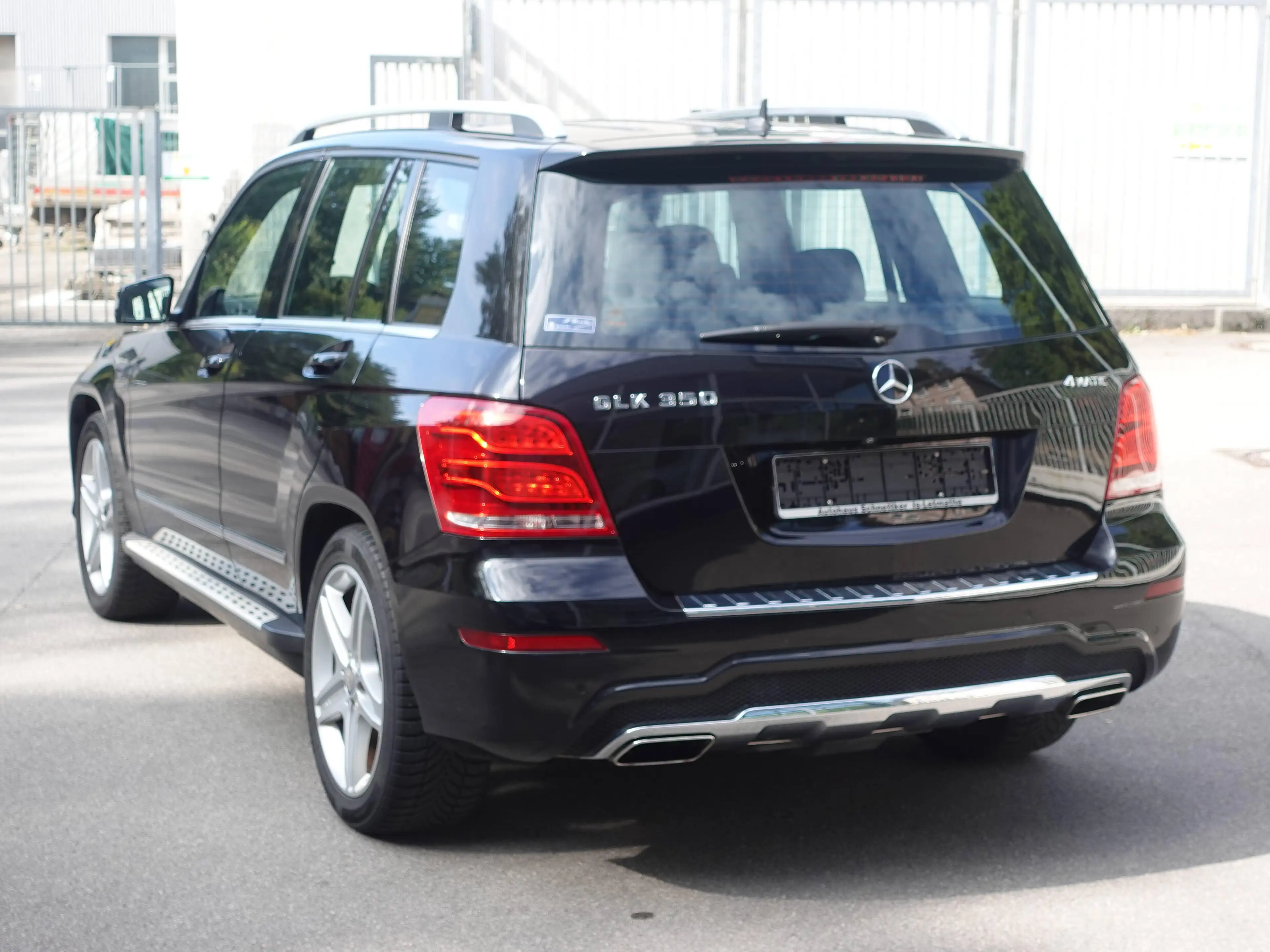 Mercedes-Benz GLK 350 GLK 350 4Matic AMG Sportpaket Comand 360° Kamera PTS — photo 3