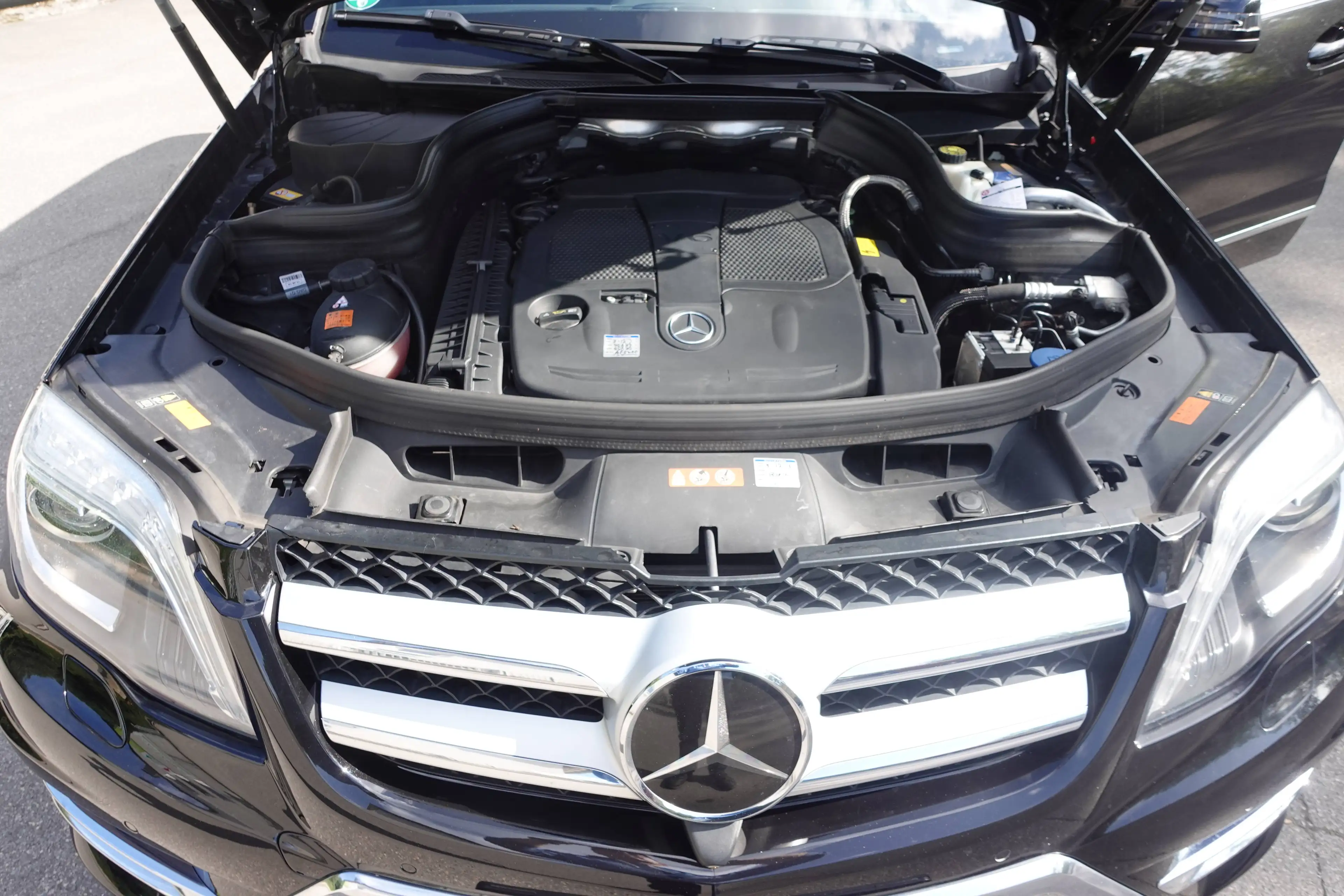 Mercedes-Benz GLK 350 GLK 350 4Matic AMG Sportpaket Comand 360° Kamera PTS — photo 14