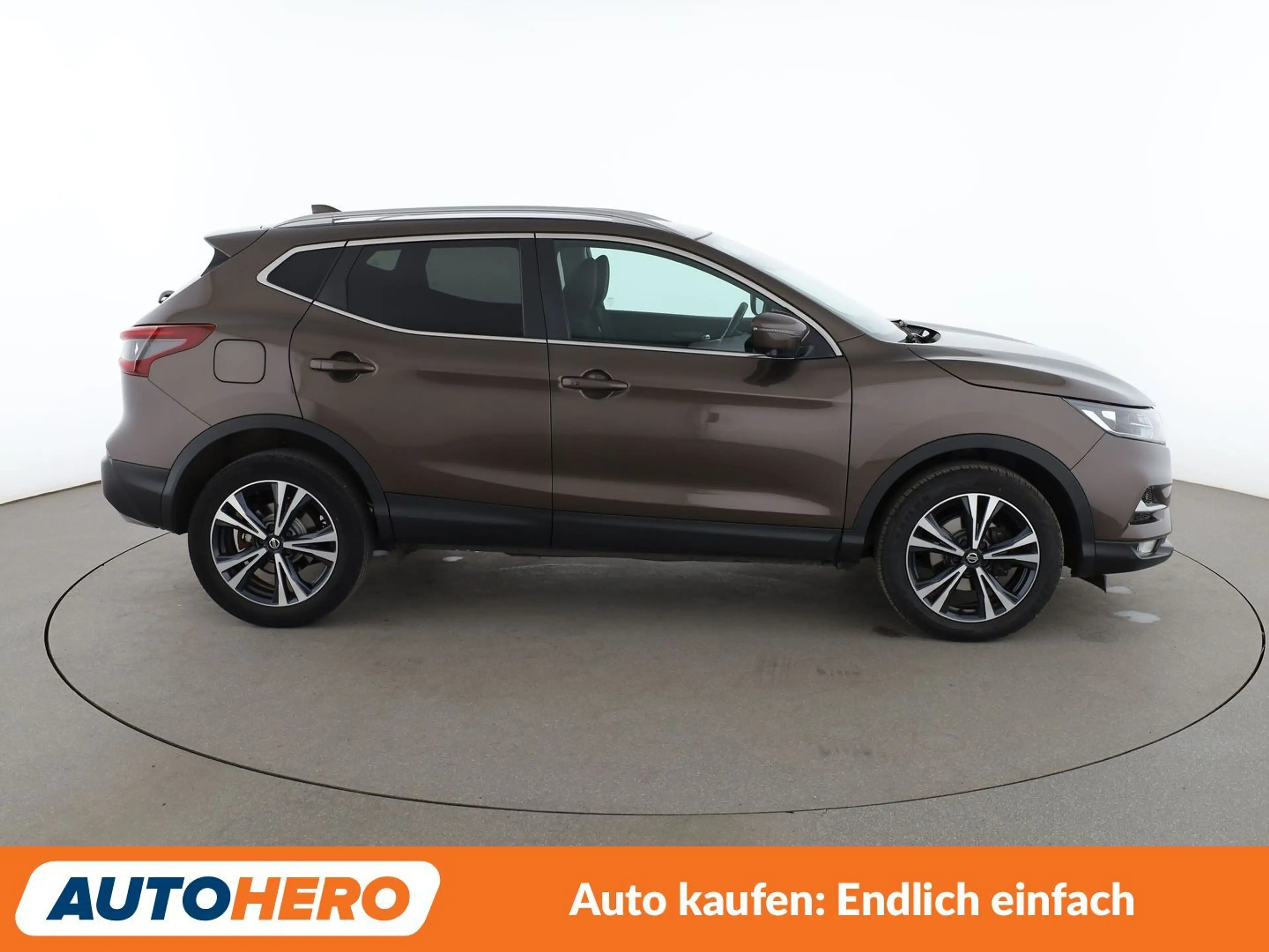 Nissan Qashqai 1.3 DIG-T Zama Aut.*NAVI*TEMPO*CAM*PDC*SHZ* — photo 7