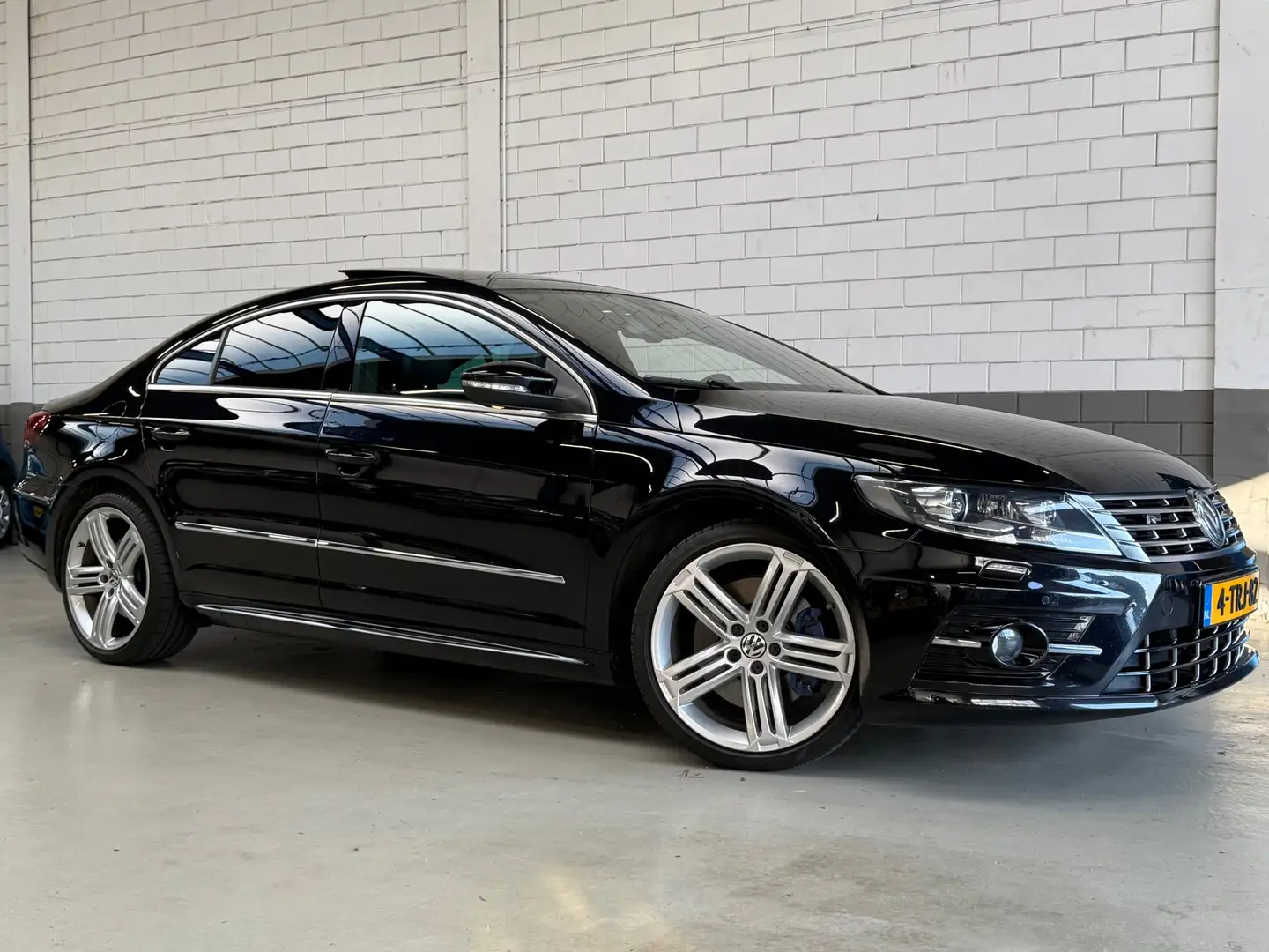 Volkswagen CC 3.6 V6 4Motion R-Line Schwarz - 1