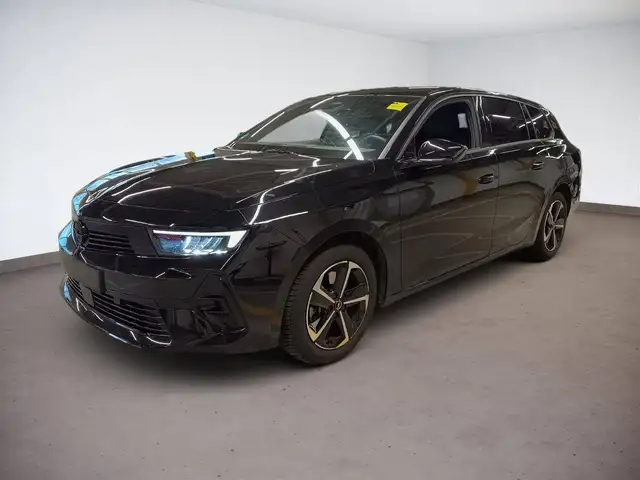 Opel Astra view 7