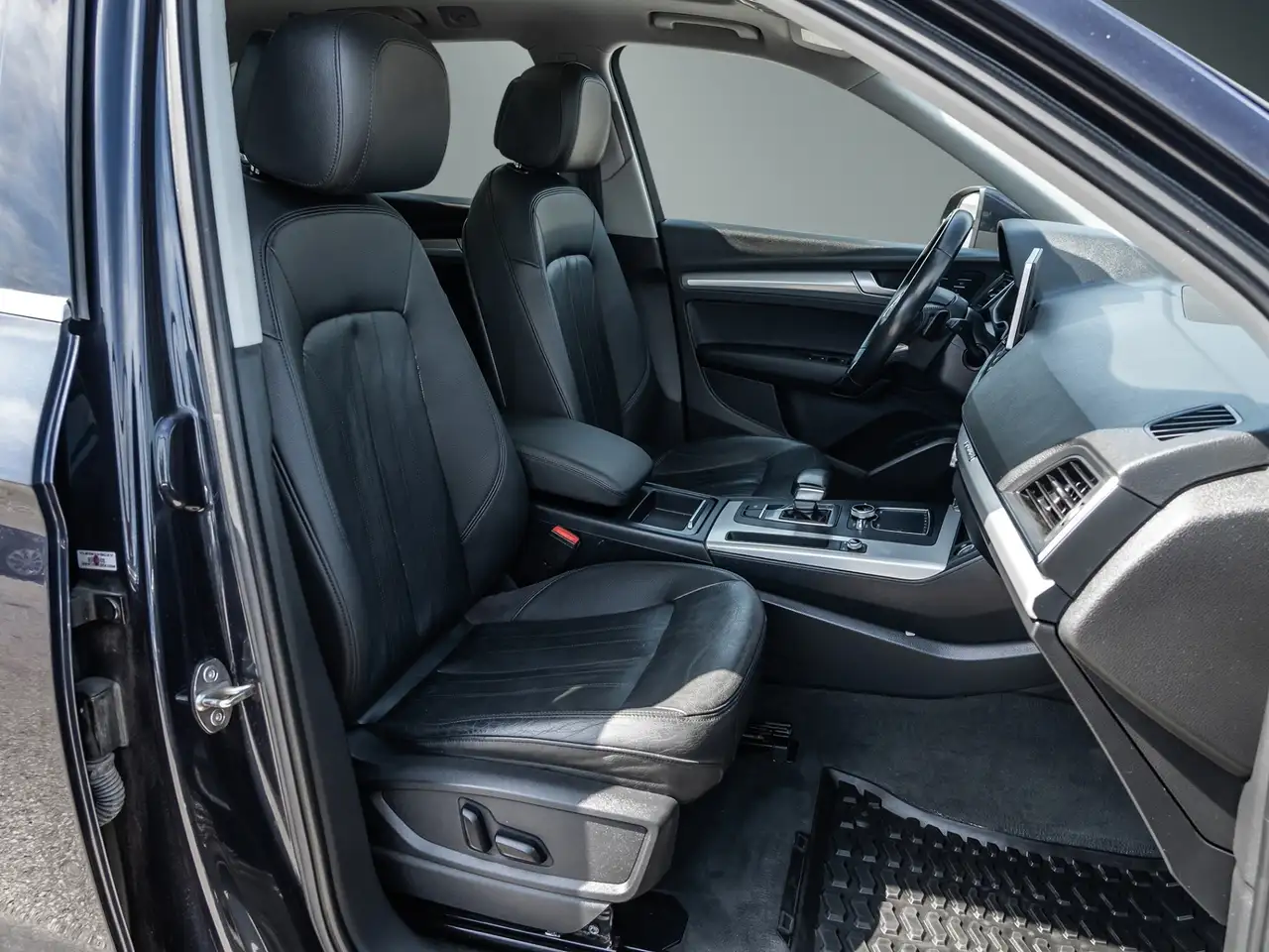 Audi Q5 снимка Audi Q5