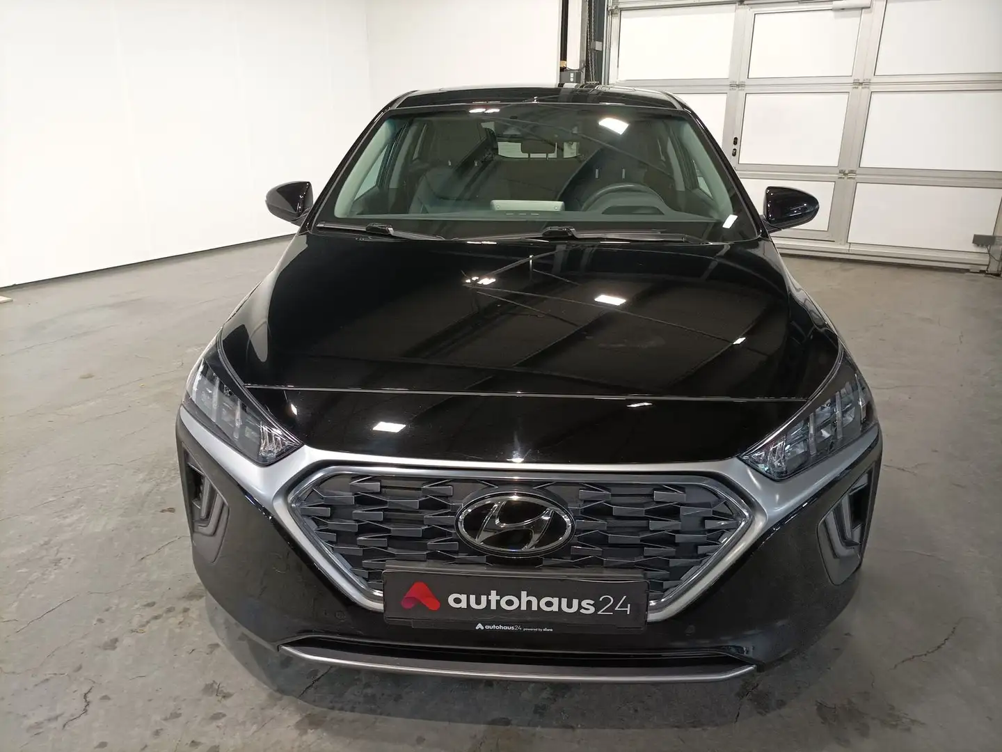 Hyundai IONIQ 1.6 GDI Prime-Paket LED|Navi|Leder|ACC Schwarz - 2