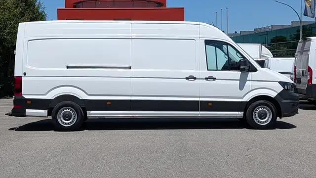 2025 Volkswagen Crafter in White for sale