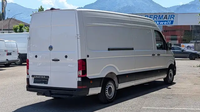 Volkswagen Crafter view 6