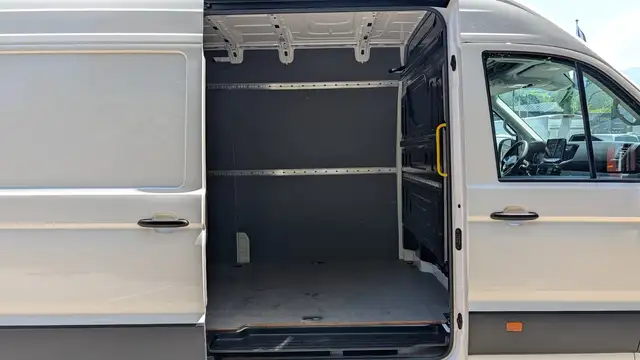 Volkswagen Crafter view 9