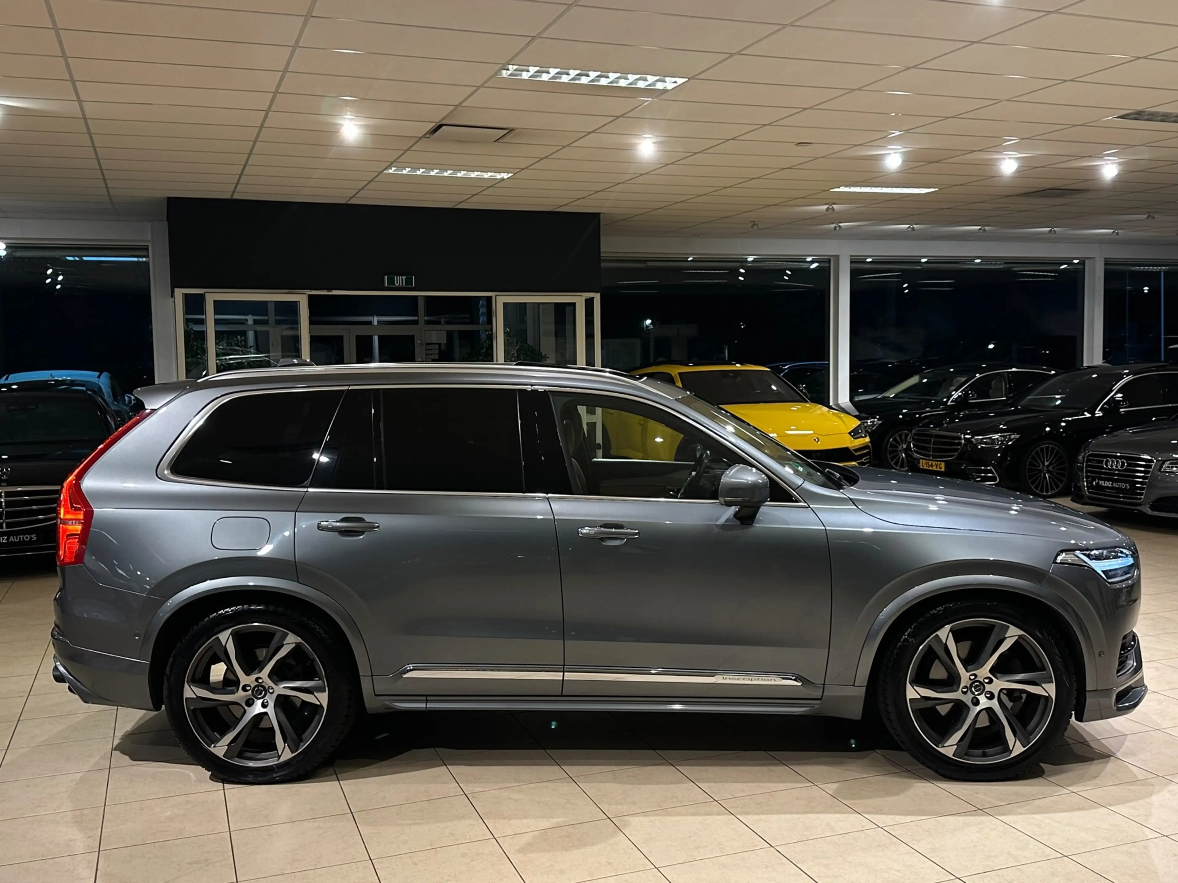 Volvo XC90 2.0 T8 AWD R-DESIGN|BTW|NAP|7P.|TREKHAAK|BOMVOLL! — photo 9