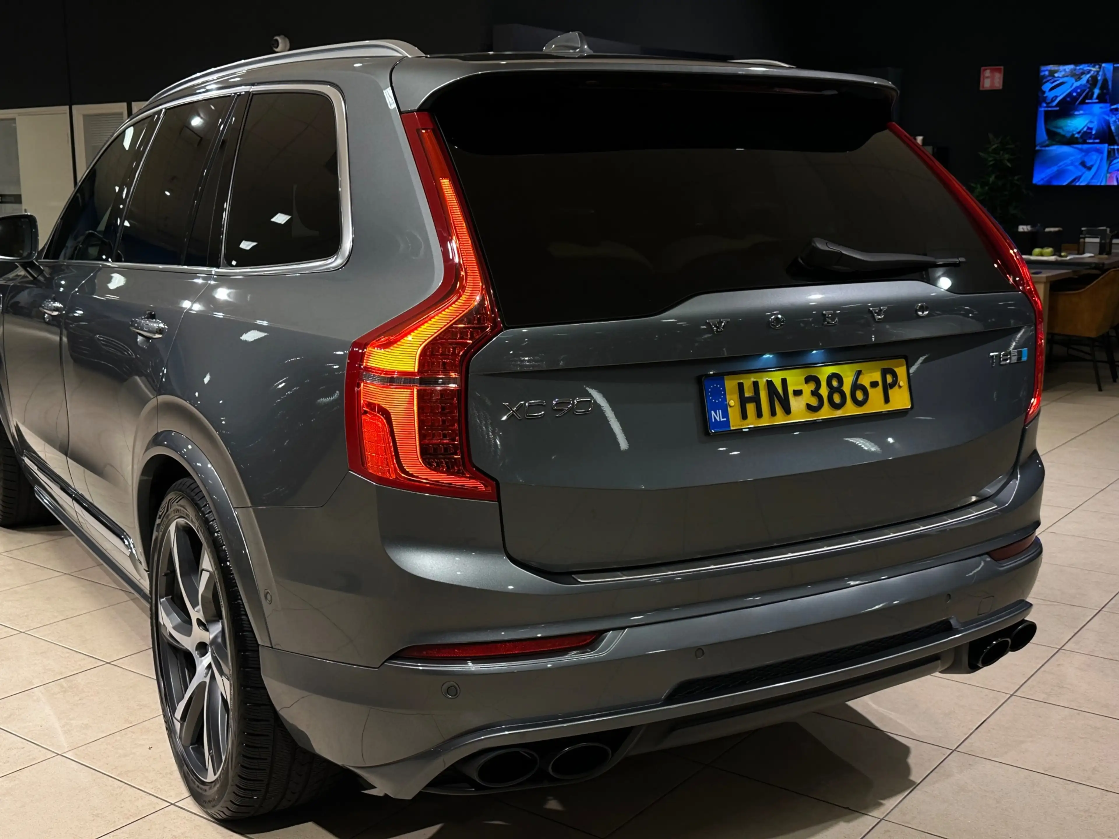 Volvo XC90 2.0 T8 AWD R-DESIGN|BTW|NAP|7P.|TREKHAAK|BOMVOLL! — photo 13