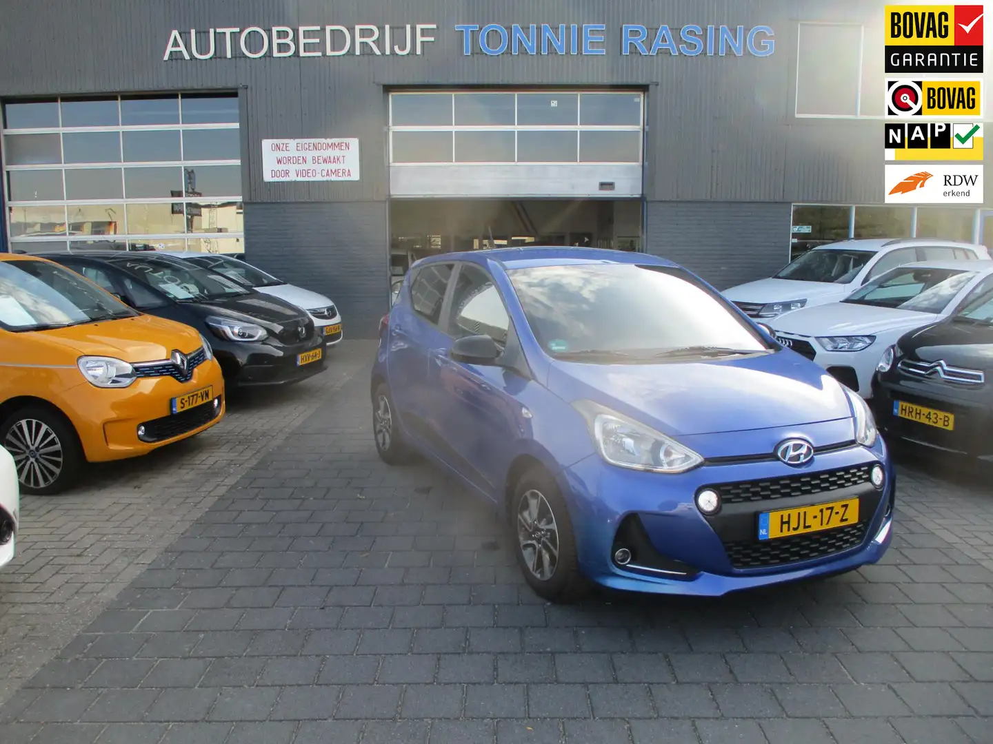 Hyundai i10 1.0i i-Motion Comfort Plus,automaat Blauw - 1