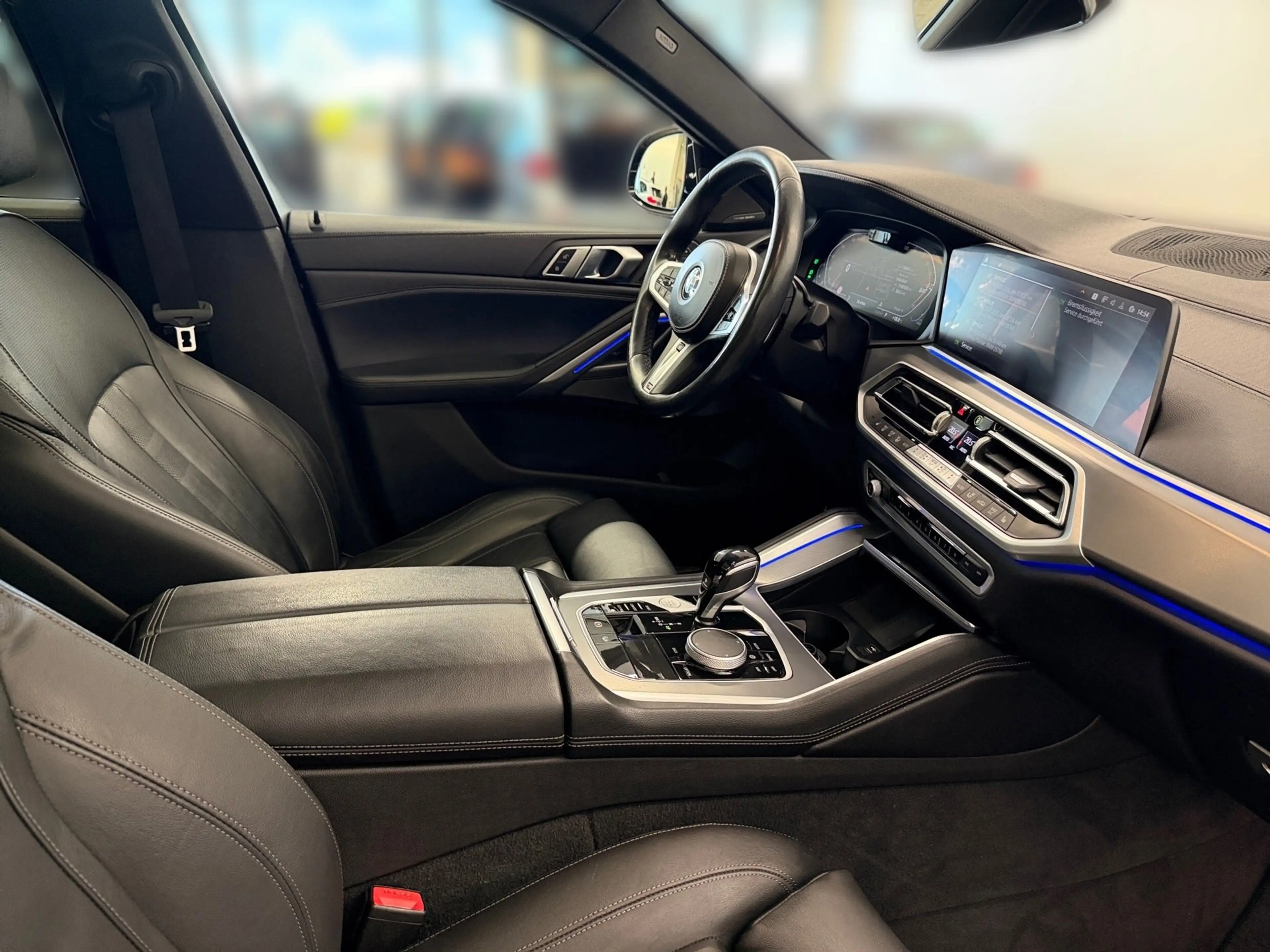 BMW X6 xDrive40d — photo 13