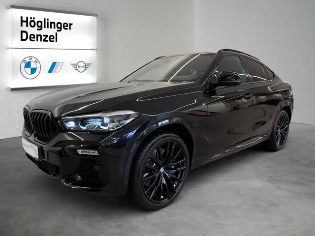 BMW X6 view 2