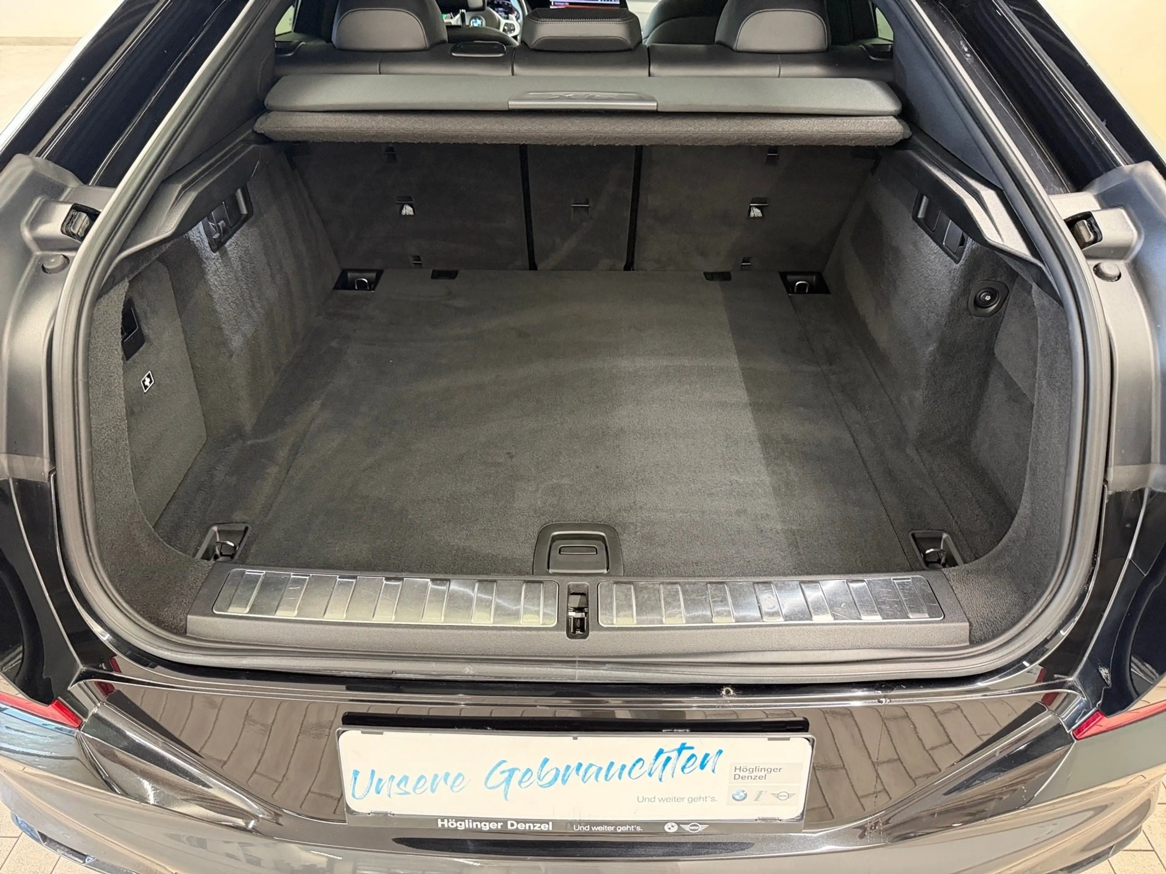 BMW X6 xDrive40d — photo 11