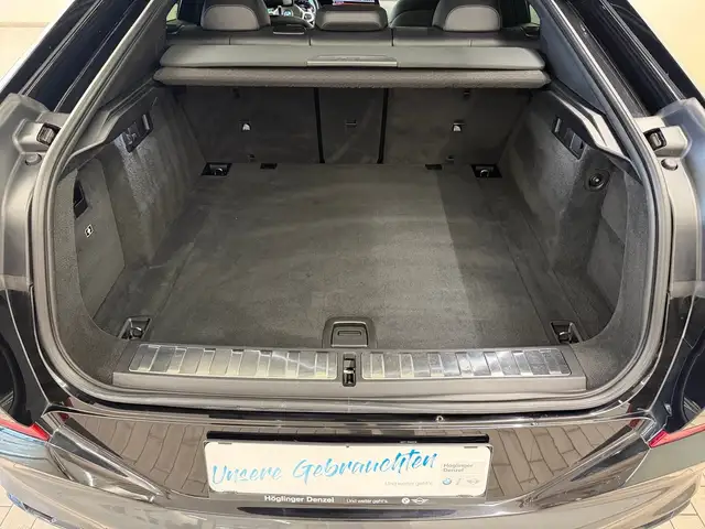 BMW X6 view 11
