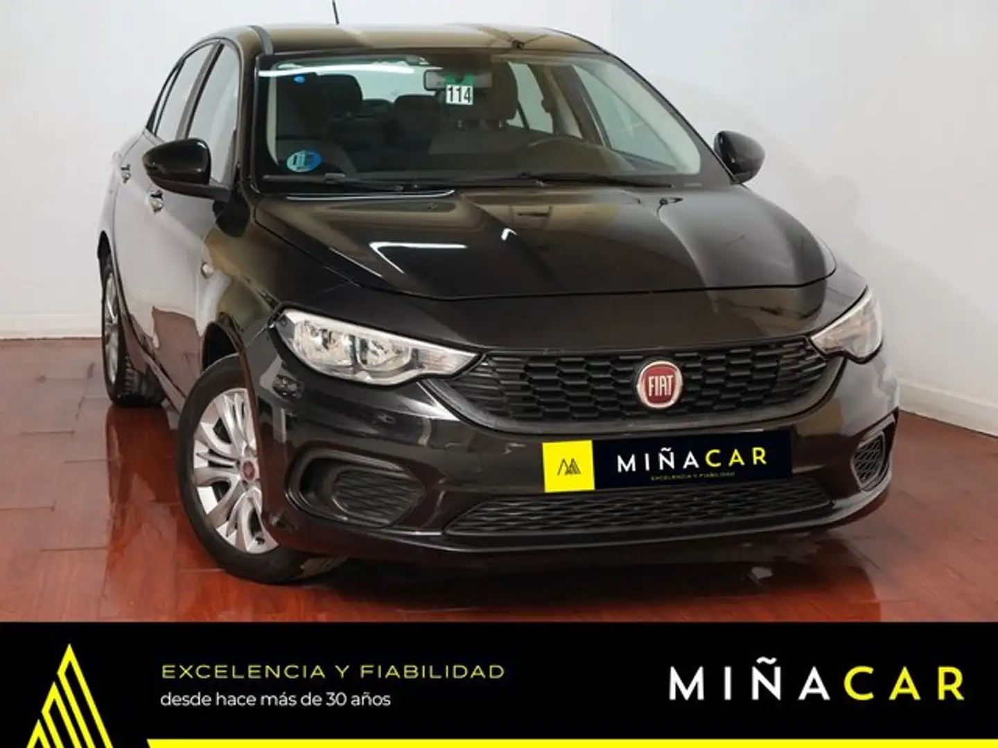 Fiat Tipo Sedán 1.4 T-Jet Gasolina/GLP Easy Negro - 1