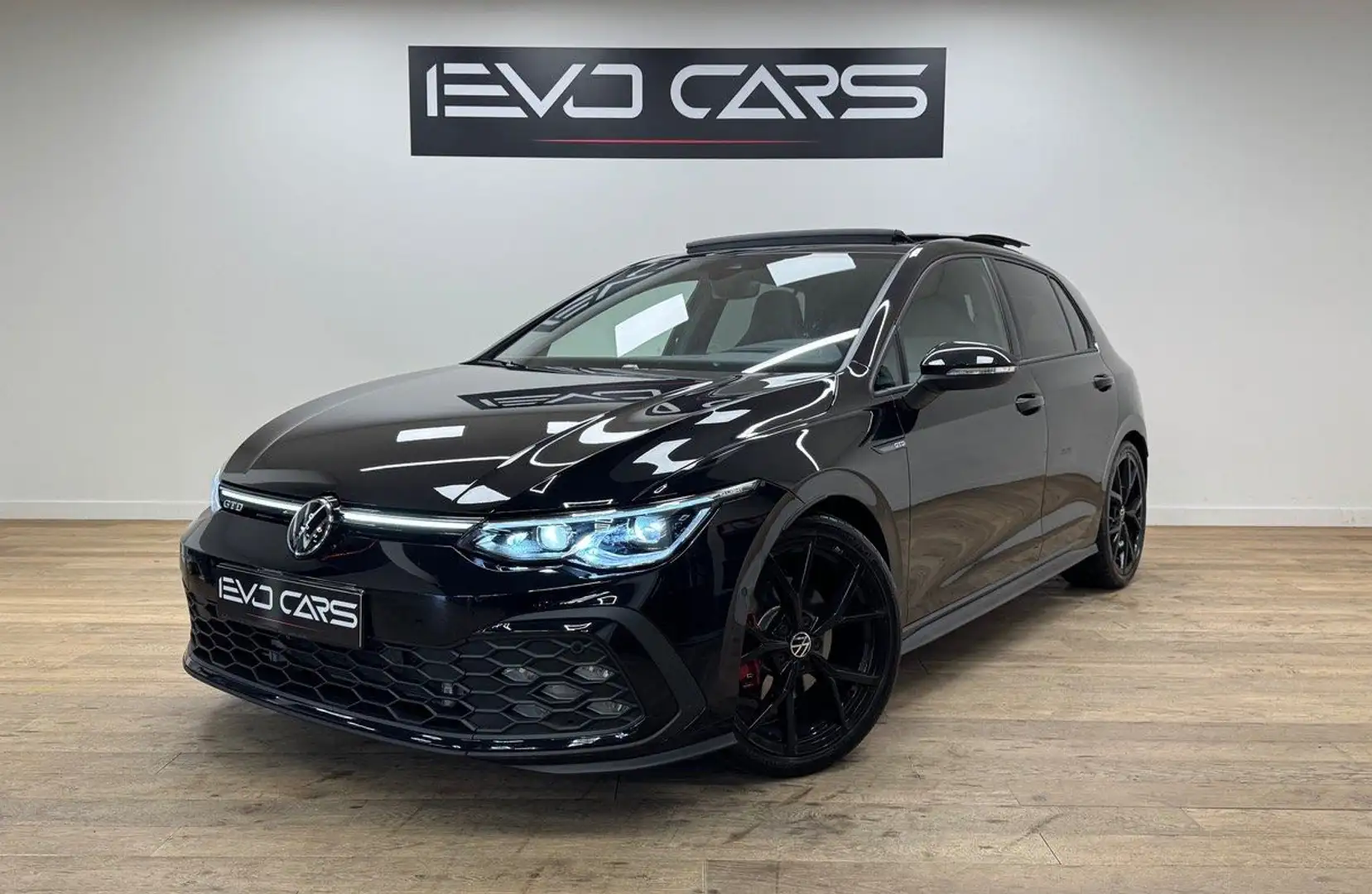 Volkswagen Golf GTD 2.0 200 ch / Matrix / TO / Harman Kardon / ACC Noir - 1