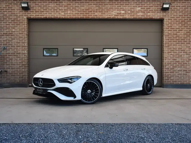 Mercedes-Benz CLA 200 2.0 D / SHOOTING BRAKE / AMG LINE / GPS / CAMERA / LED / DAB / TREKHAAK