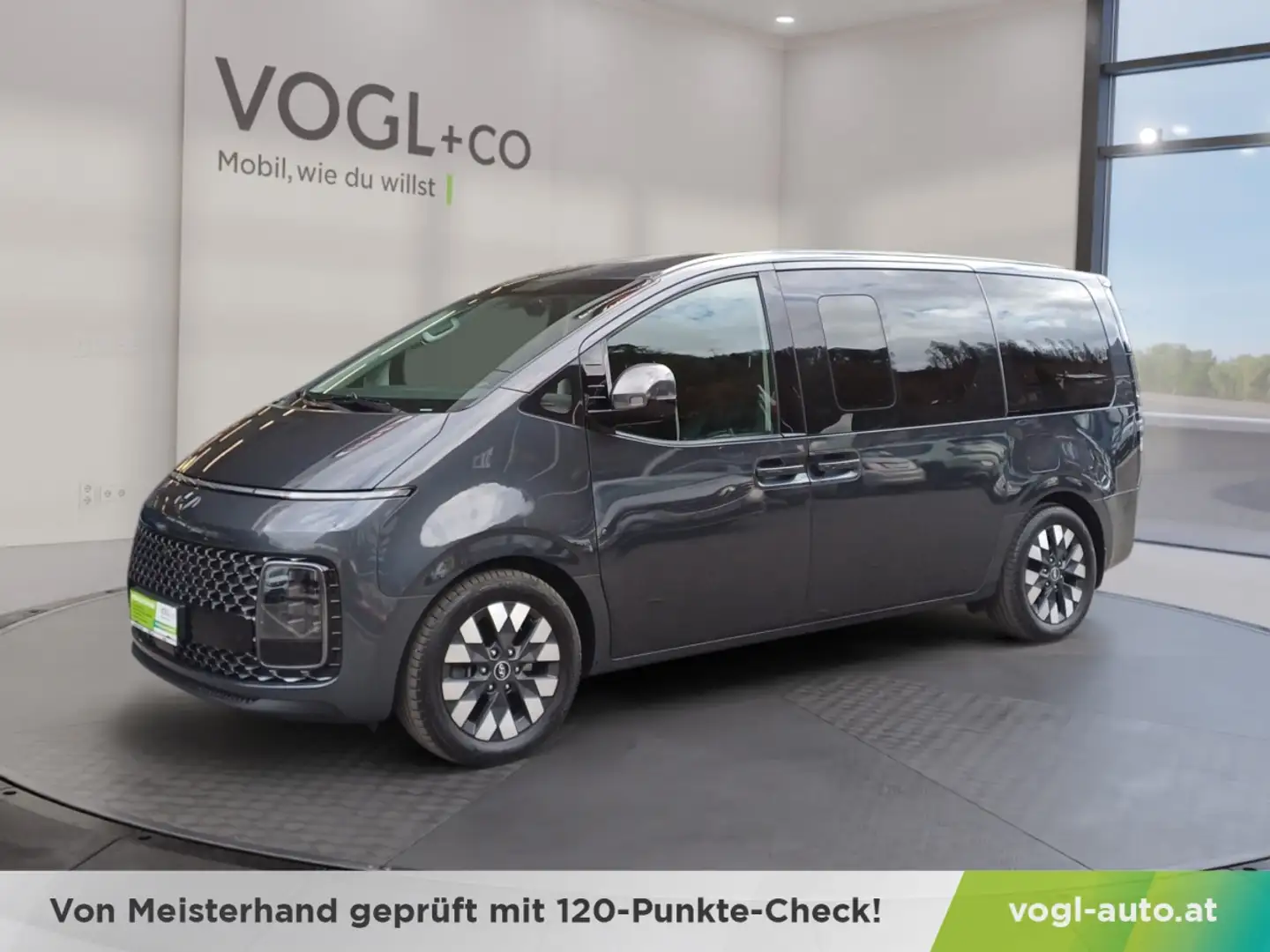 Hyundai STARIA Bus 2,2 CRDi Luxury Line 4WD DCT Aut. Grau - 1