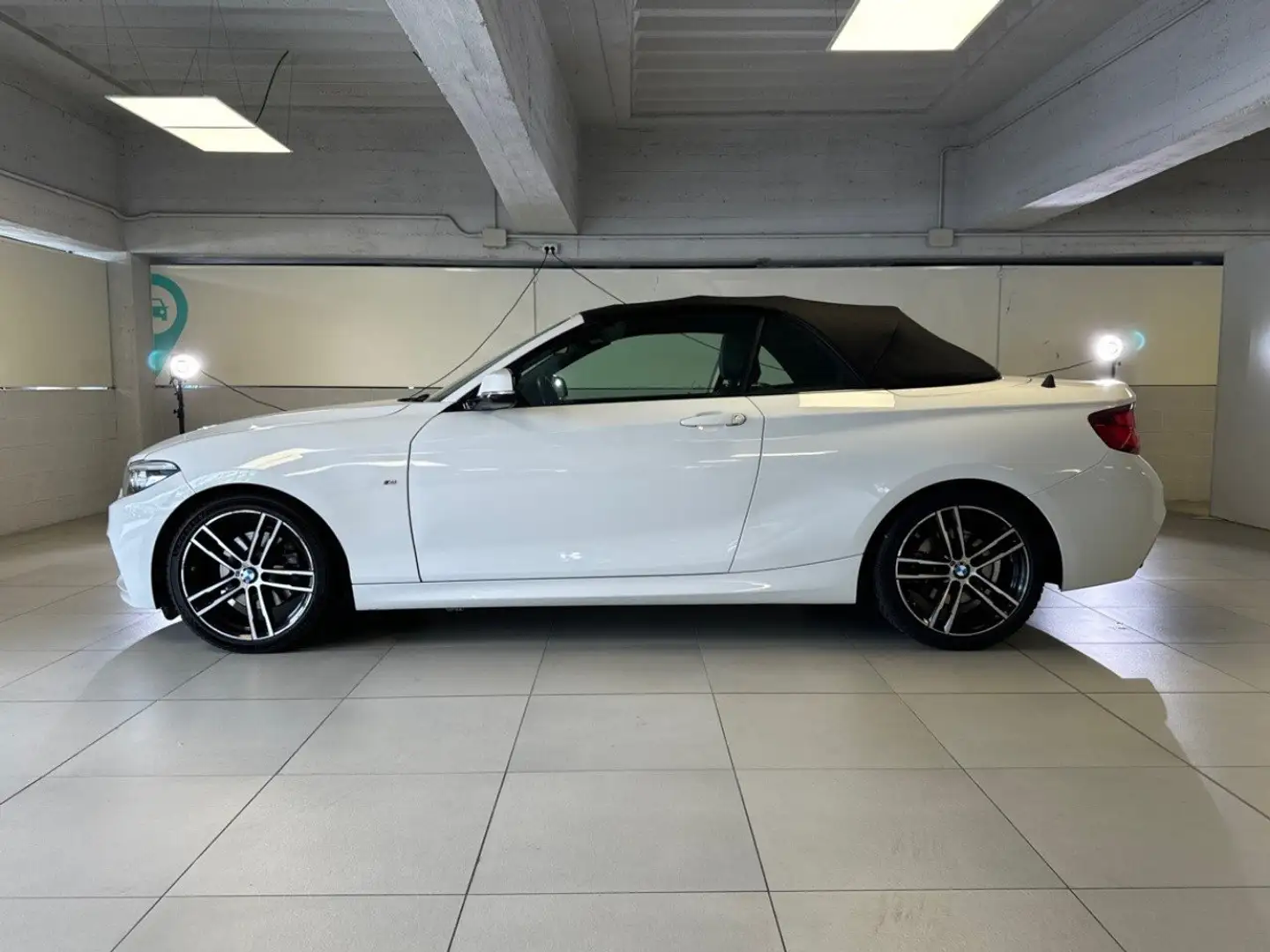 BMW 220 Serie 2 220i MSport autom. Weiß - 2