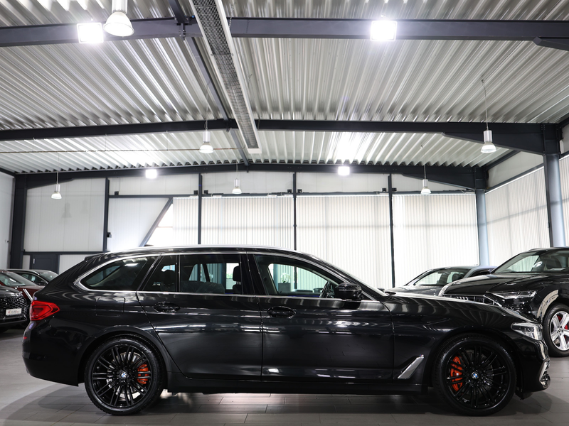 BMW 540 540i xDrive TOURING G31 LUXURY-LINE SHADOW PANO — photo 10