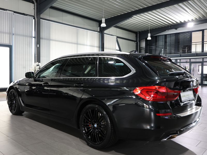BMW 540 540i xDrive TOURING G31 LUXURY-LINE SHADOW PANO — photo 11