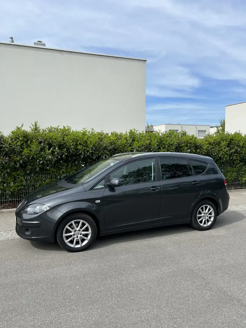 SEAT Altea XL (Pickel Neue) Chili 1,6 TDi CR DSG Schwarz - 2