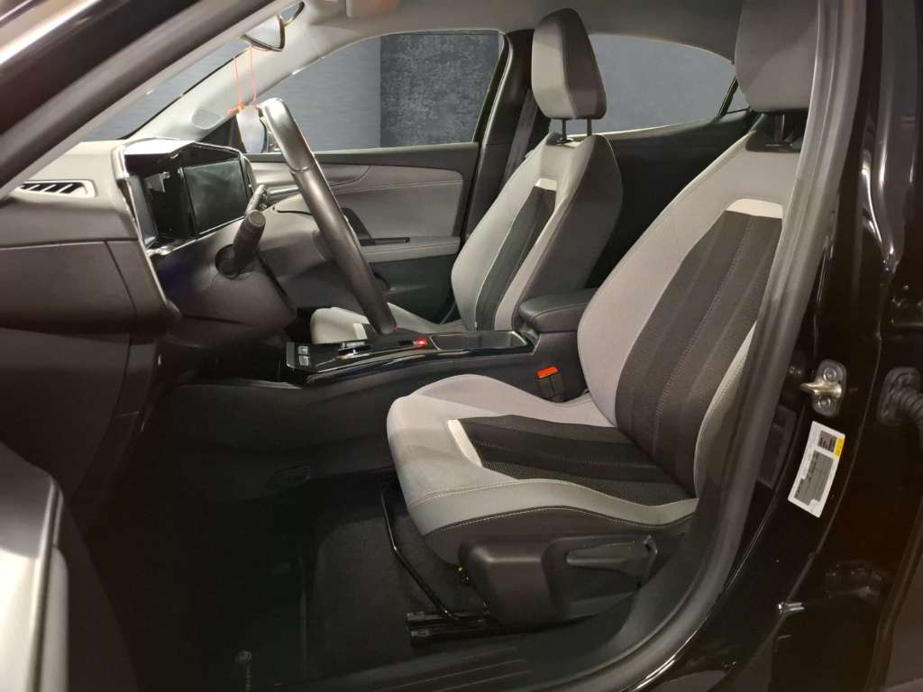 Opel Mokka E