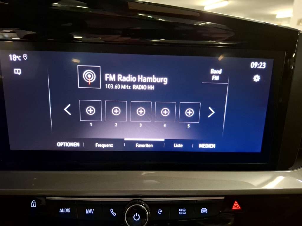 Opel Mokka E