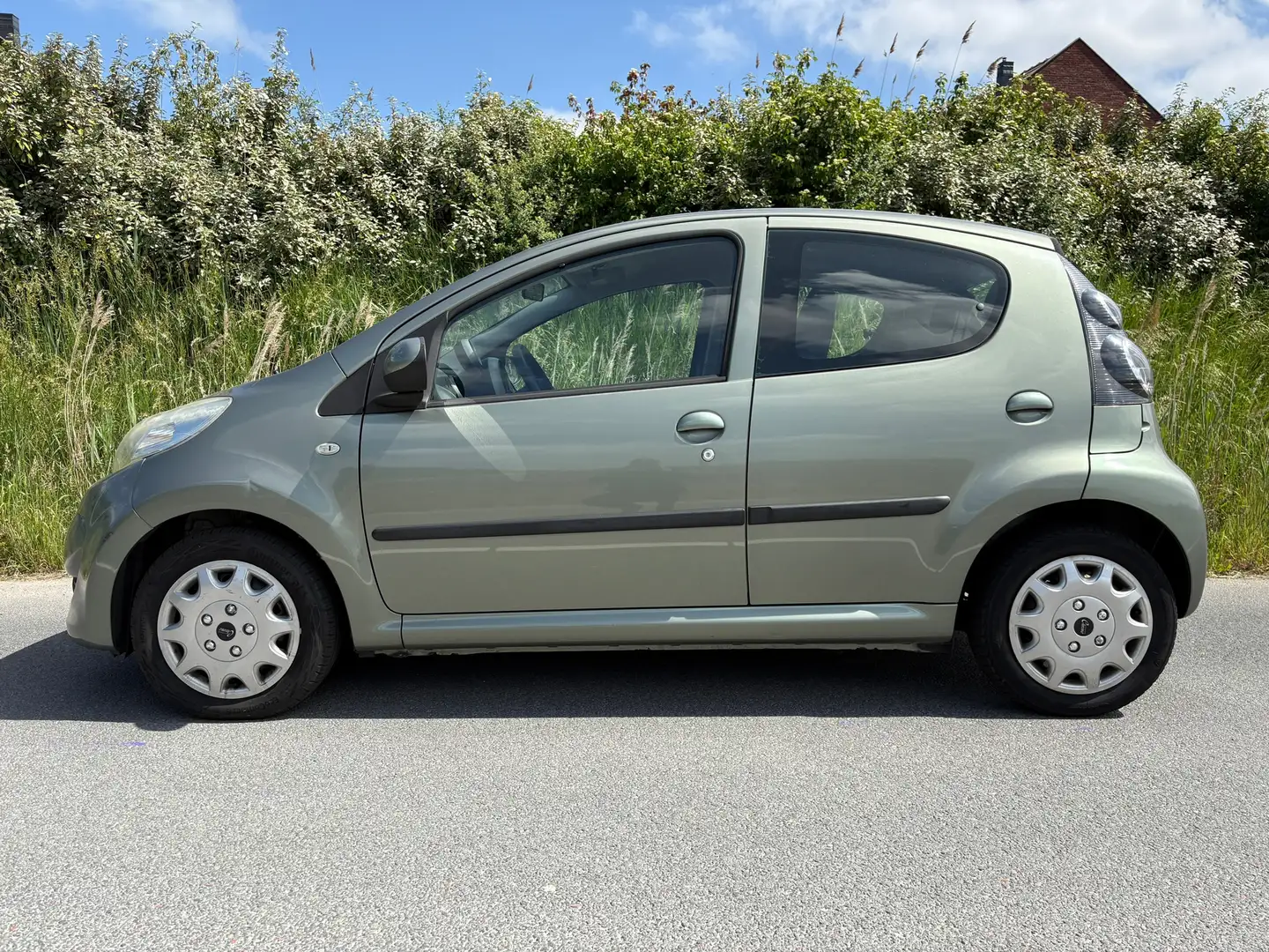 Citroen C1 1.0-12V Ambiance Carplay scherm airco en 12 maande Vert - 2