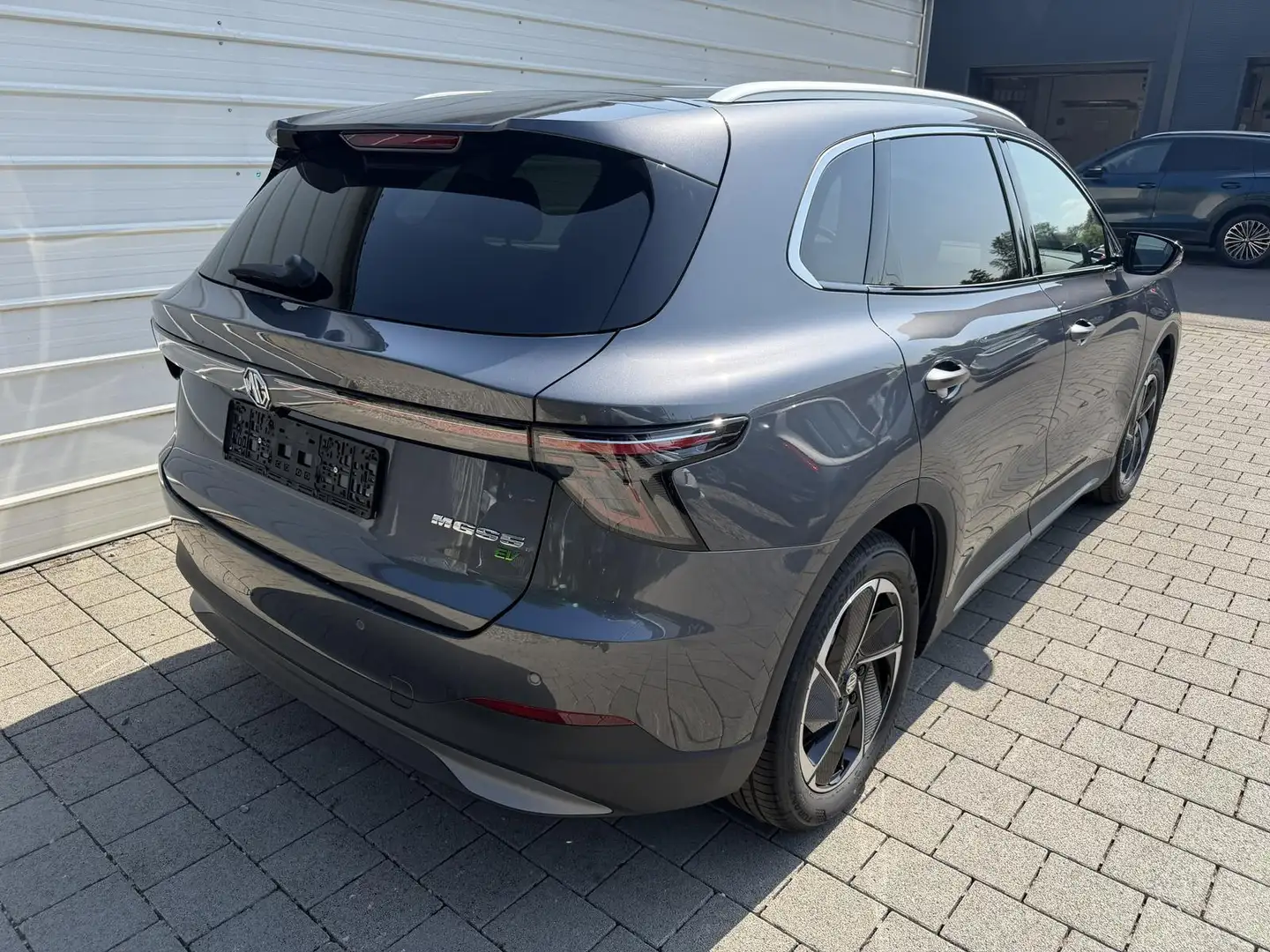 MG MGS5 EV S5 Luxury Long Range 64 kWh Android Auto*Navi*S... Grau - 2
