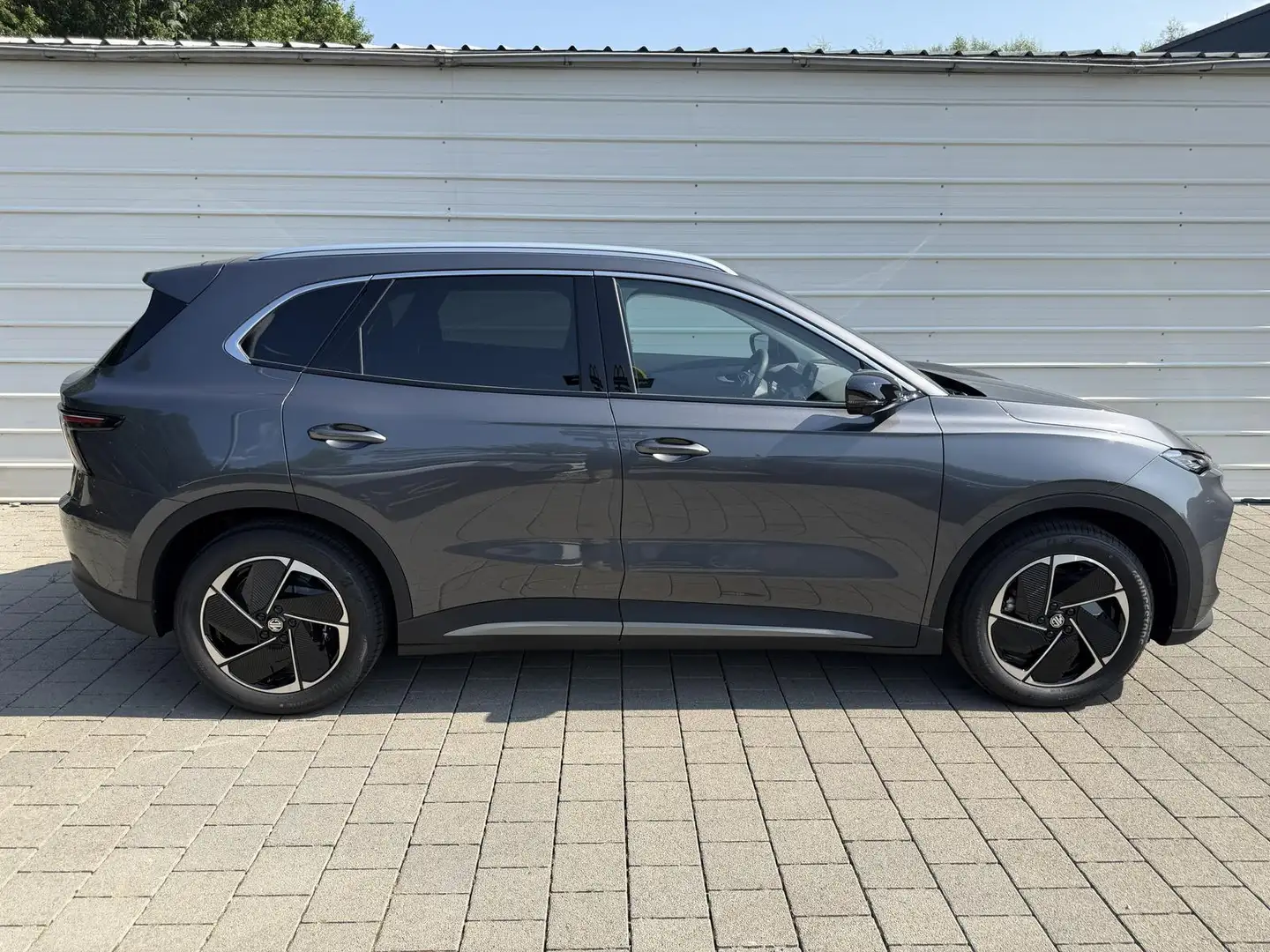 MG MGS5 EV S5 Luxury Long Range 64 kWh Android Auto*Navi*S... Grau - 1