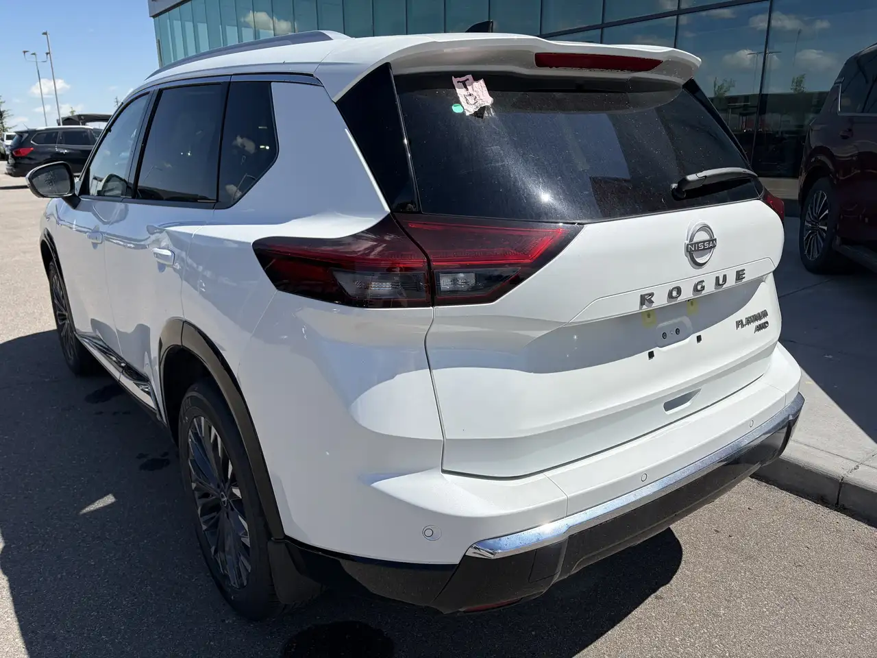 Nissan Rogue fotografie Nissan Rogue