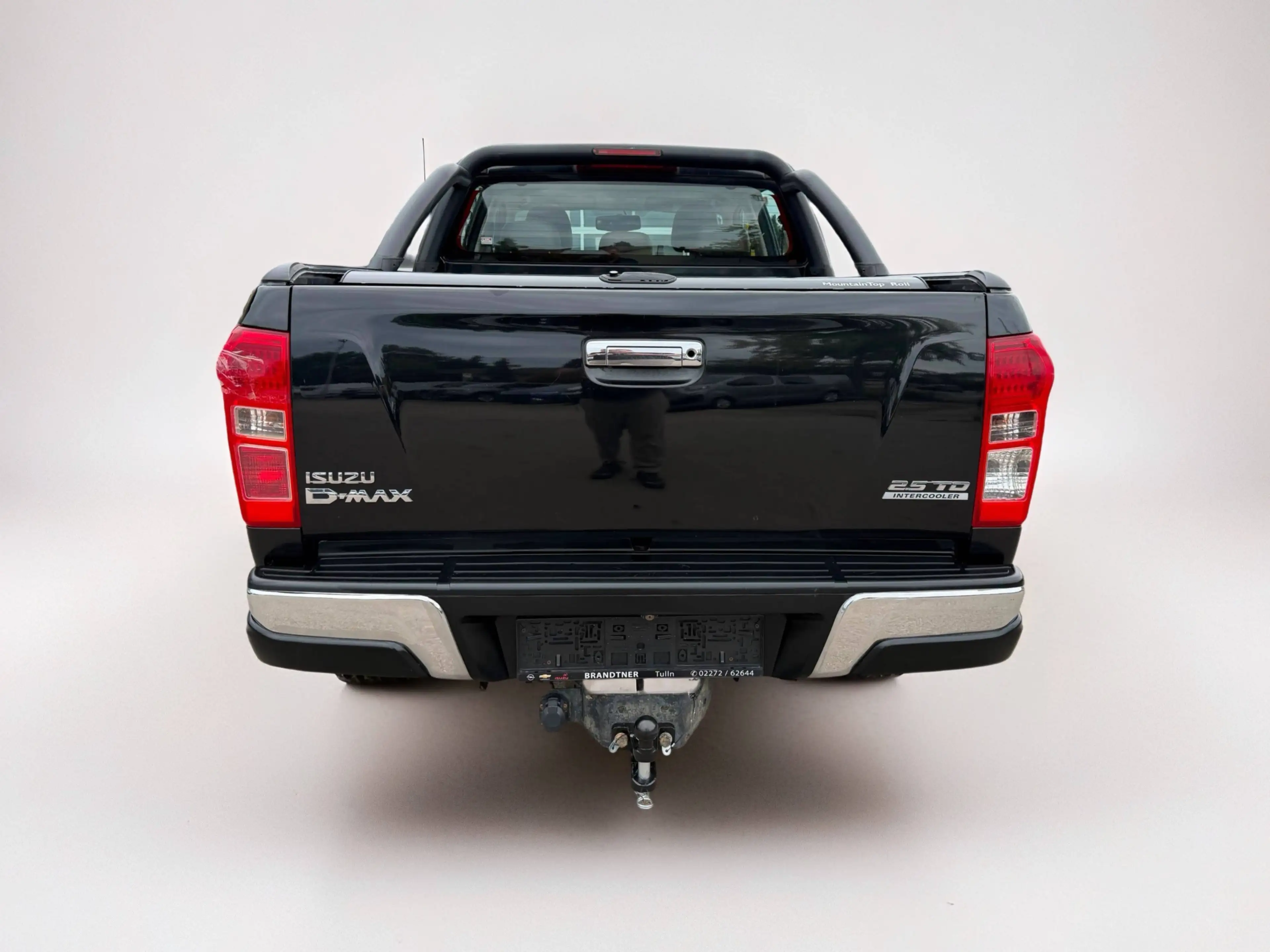 Isuzu D-Max Double Cab Premium — photo 7