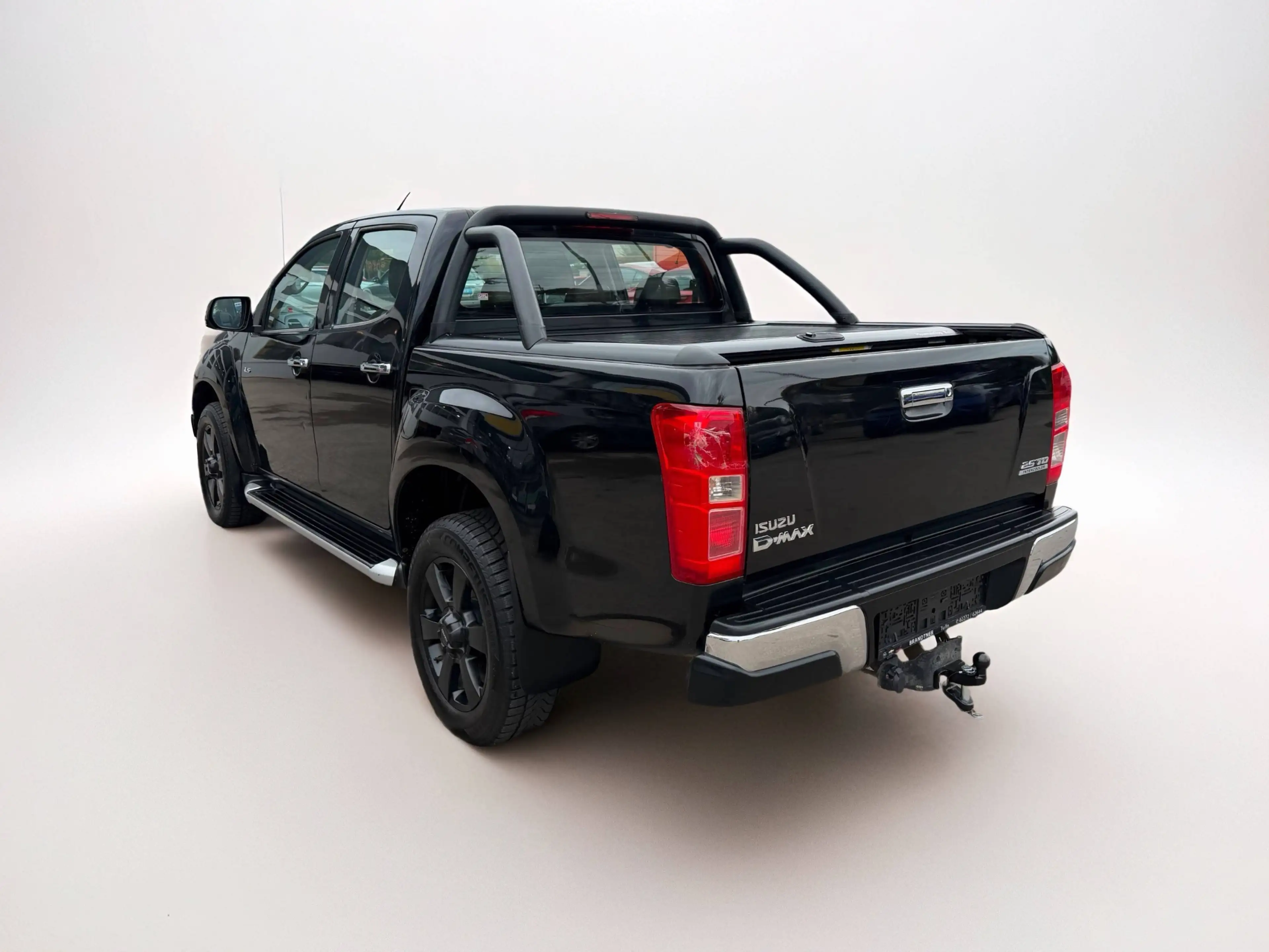 Isuzu D-Max Double Cab Premium — photo 6