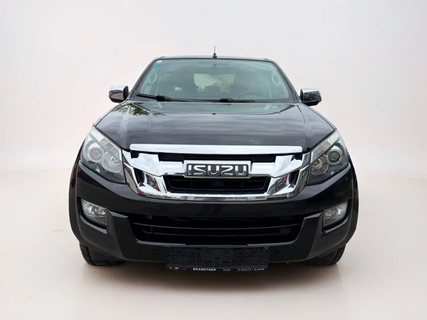 Isuzu D-Max Double Cab Premium Schwarz - 2